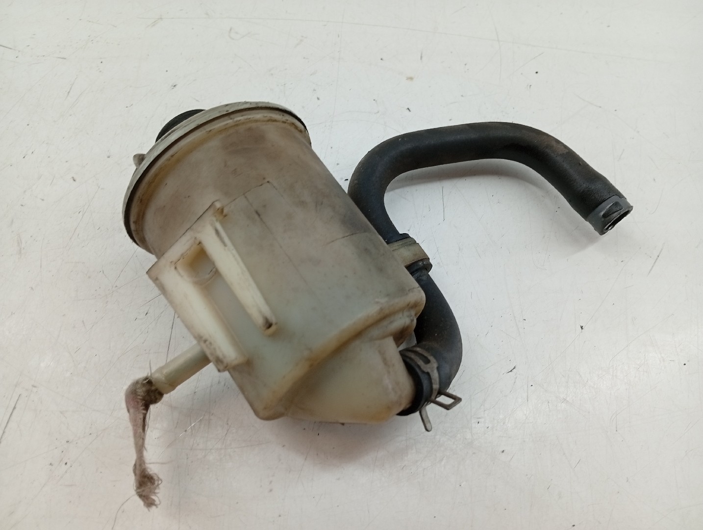 Reservatorio do oleo da direção HONDA CIVIC VI Fastback (MA, MB) | 94 - 01 Imagem-3