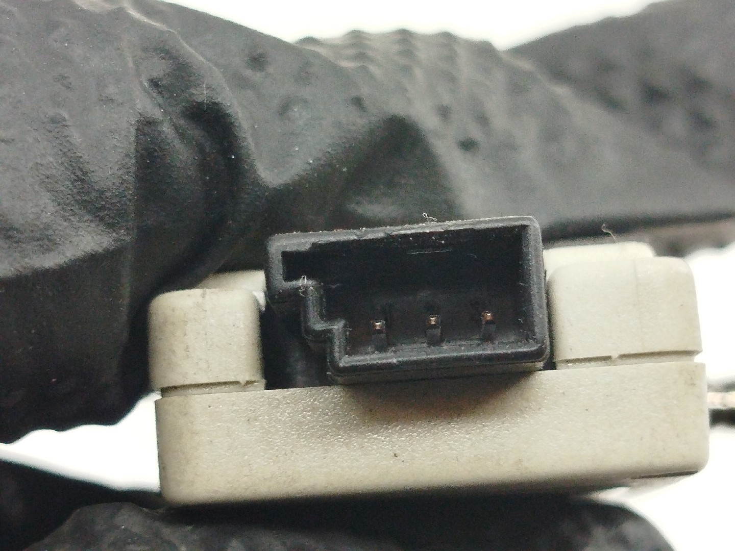 Amplificador de antena BMW X5 (E53) | 00 - 06 Imagem-2