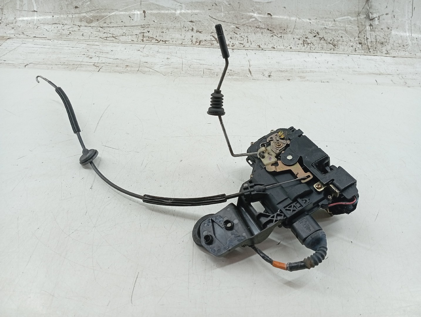 Fecho da Porta Frente Direito VOLKSWAGEN PASSAT (3B2) | 96 - 01 Imagem-3