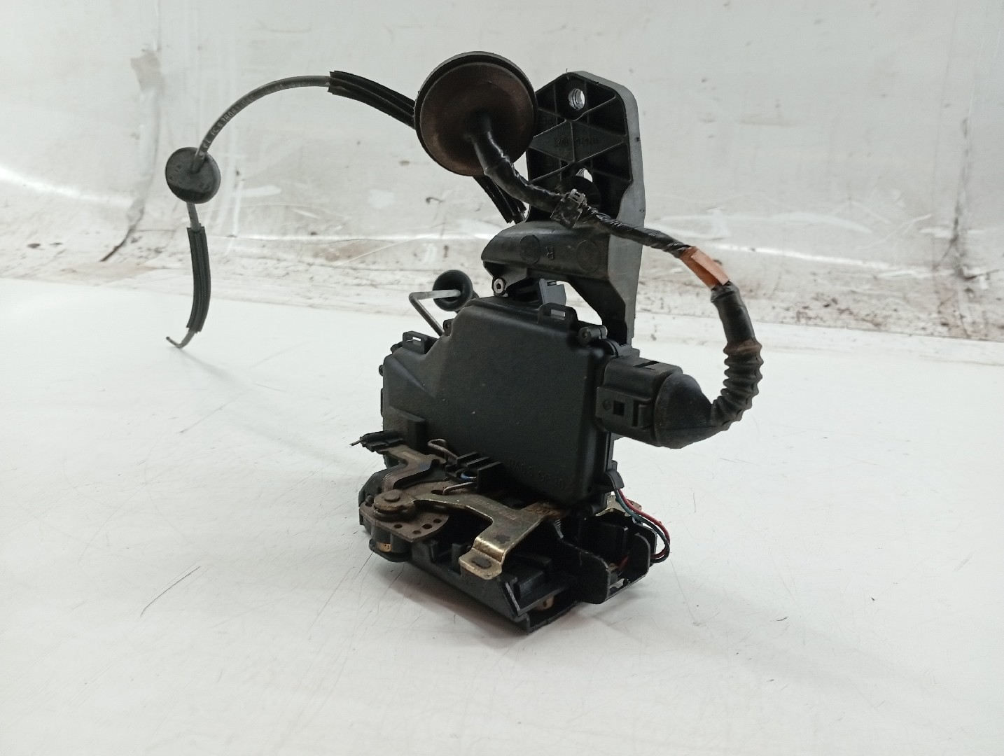 Fecho da Porta Frente Direito VOLKSWAGEN PASSAT (3B2) | 96 - 01 Imagem-2