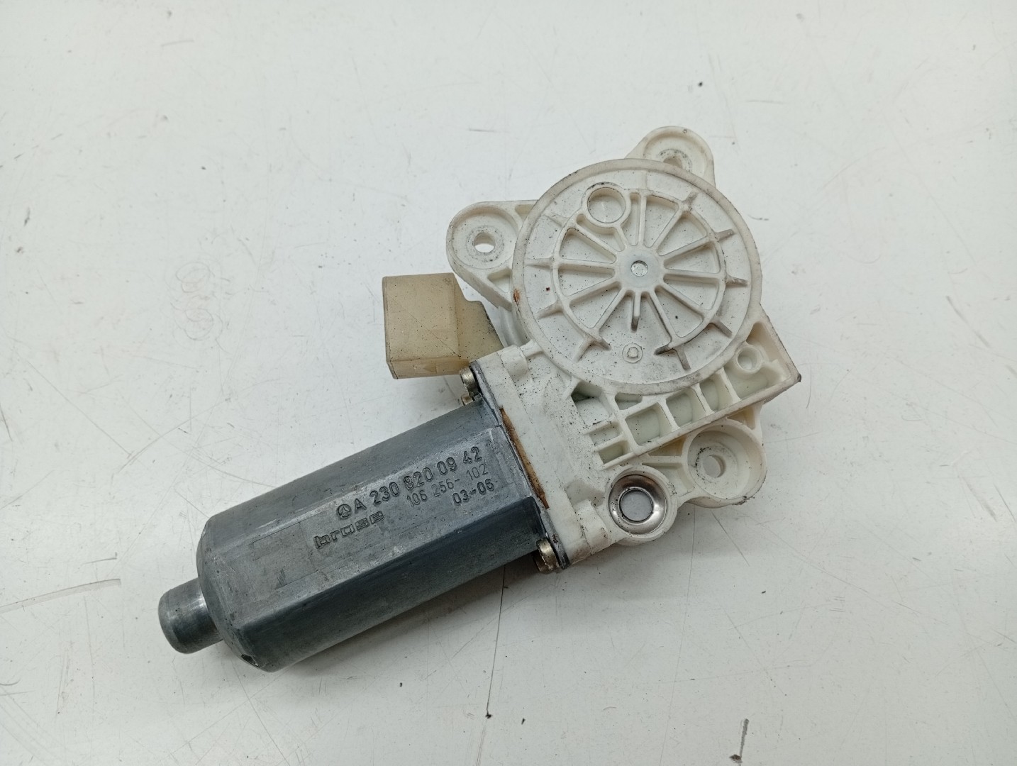 Motor de vidro frente direito MERCEDES-BENZ SL (R230) | 01 - 12