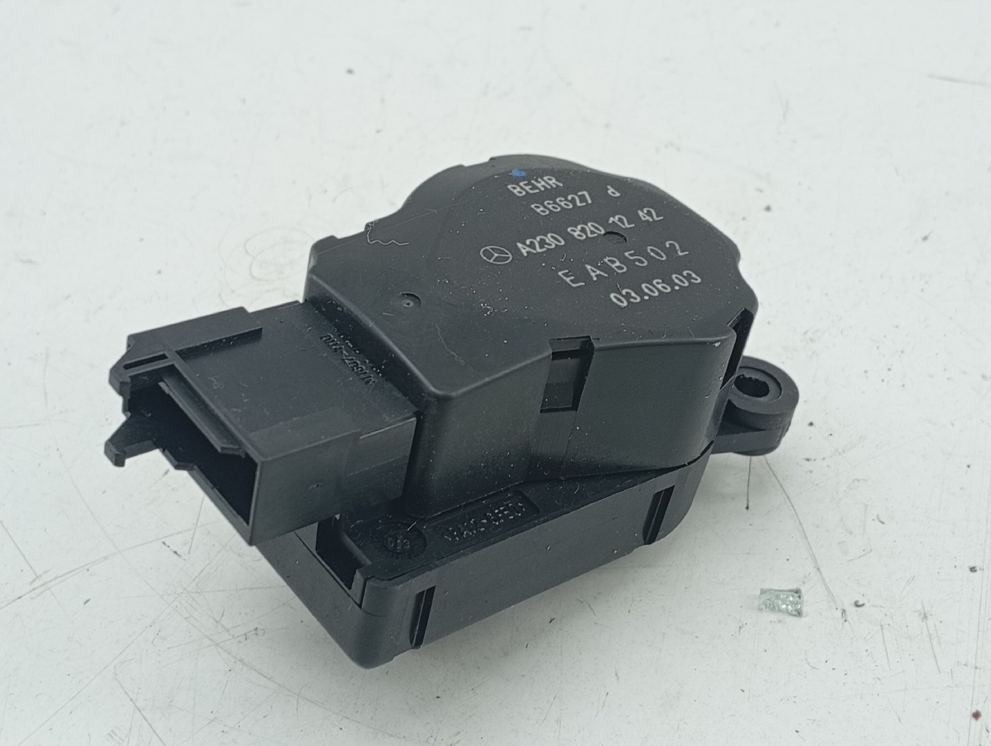 Motores atuadores de sofagem MERCEDES-BENZ SL (R230) | 01 - 12 Imagem-3