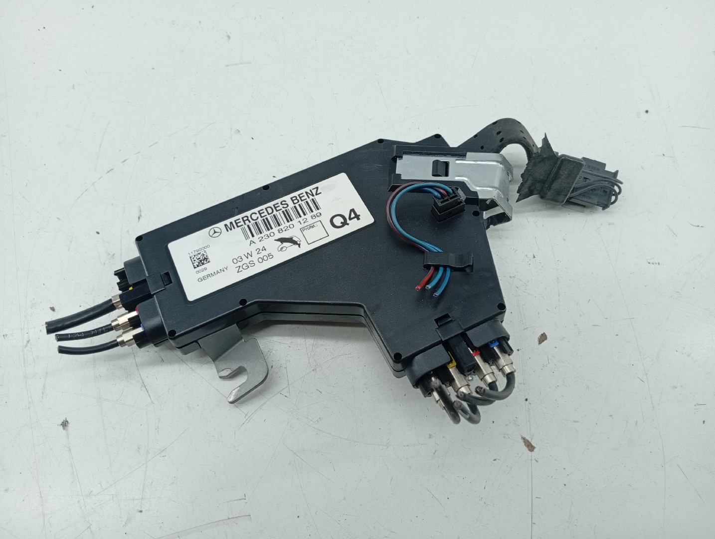 Amplificador de antena MERCEDES-BENZ SL (R230) | 01 - 12