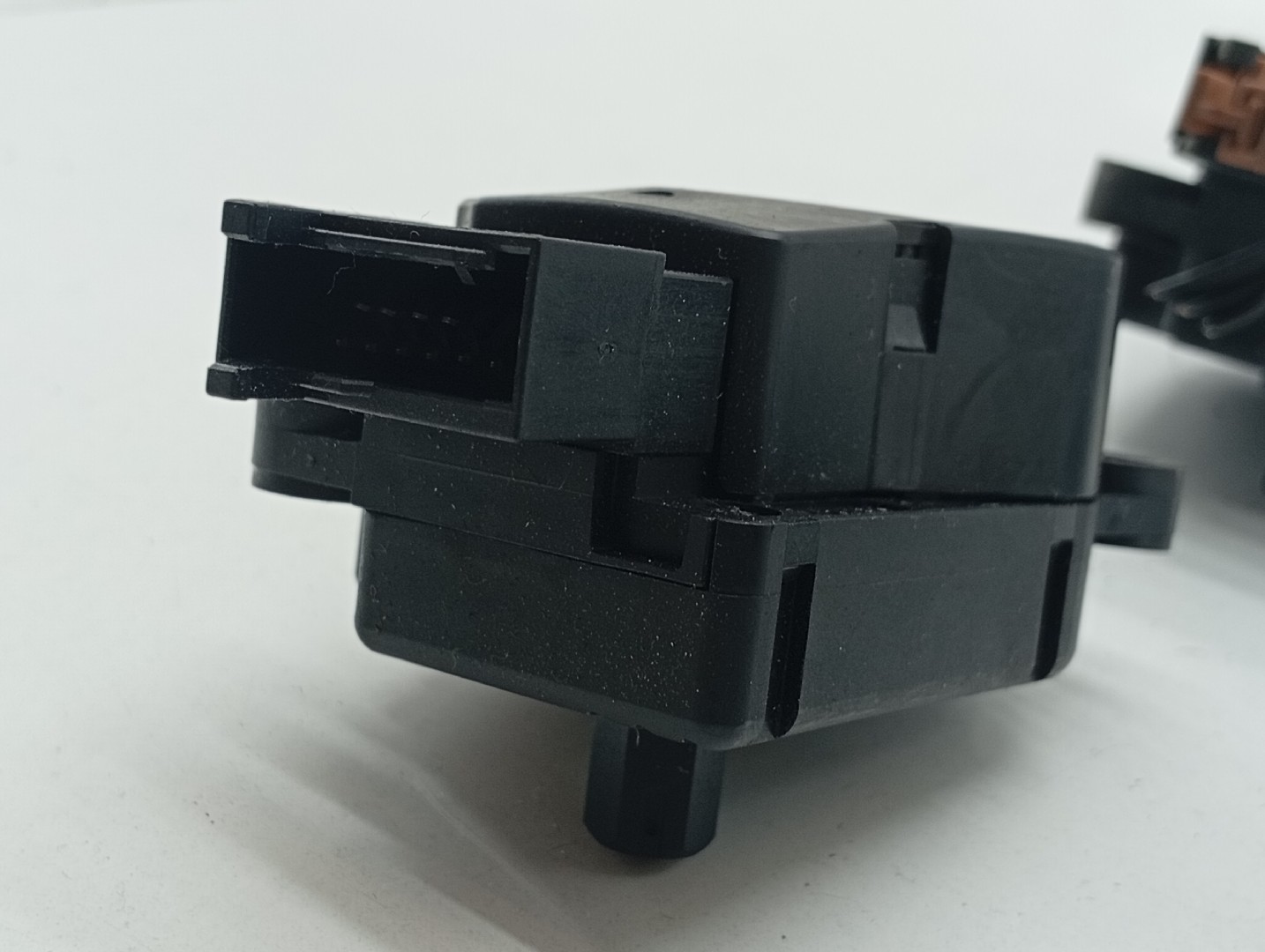 Motores atuadores de sofagem MERCEDES-BENZ SL (R230) | 01 - 12 Imagem-5