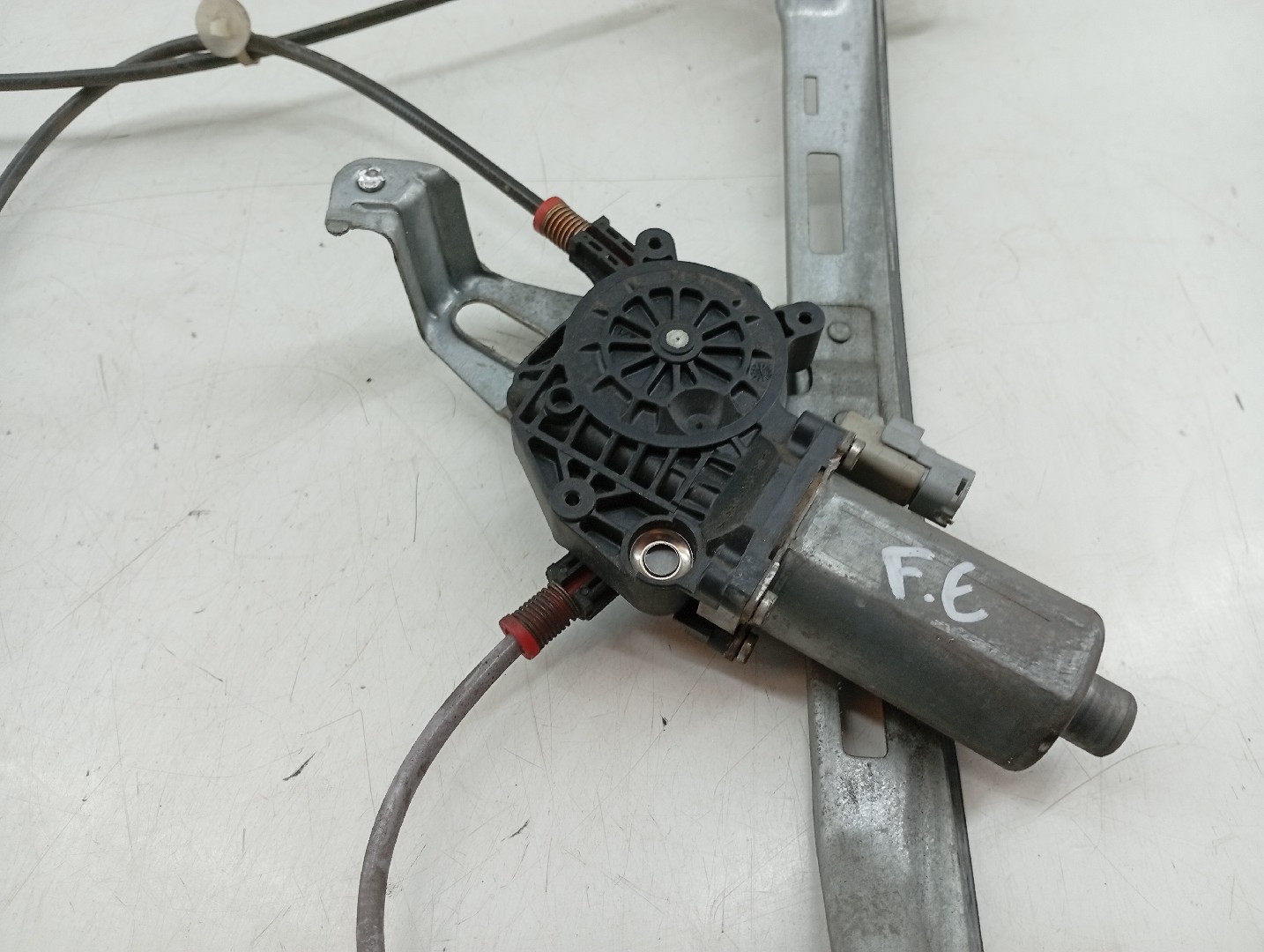 Motor e elevador de vidro frente esquerdo CITROEN SAXO Hatchback van (S3_) | 97 - 03 Imagem-1