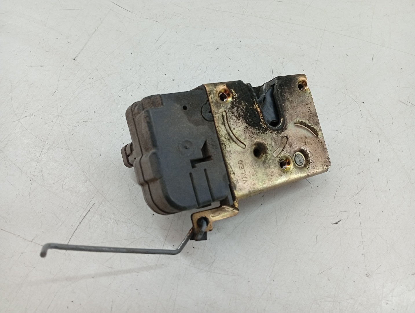 Fecho da Porta Frente Esquerdo CITROEN SAXO Hatchback van (S3_) | 97 - 03 Imagem-4