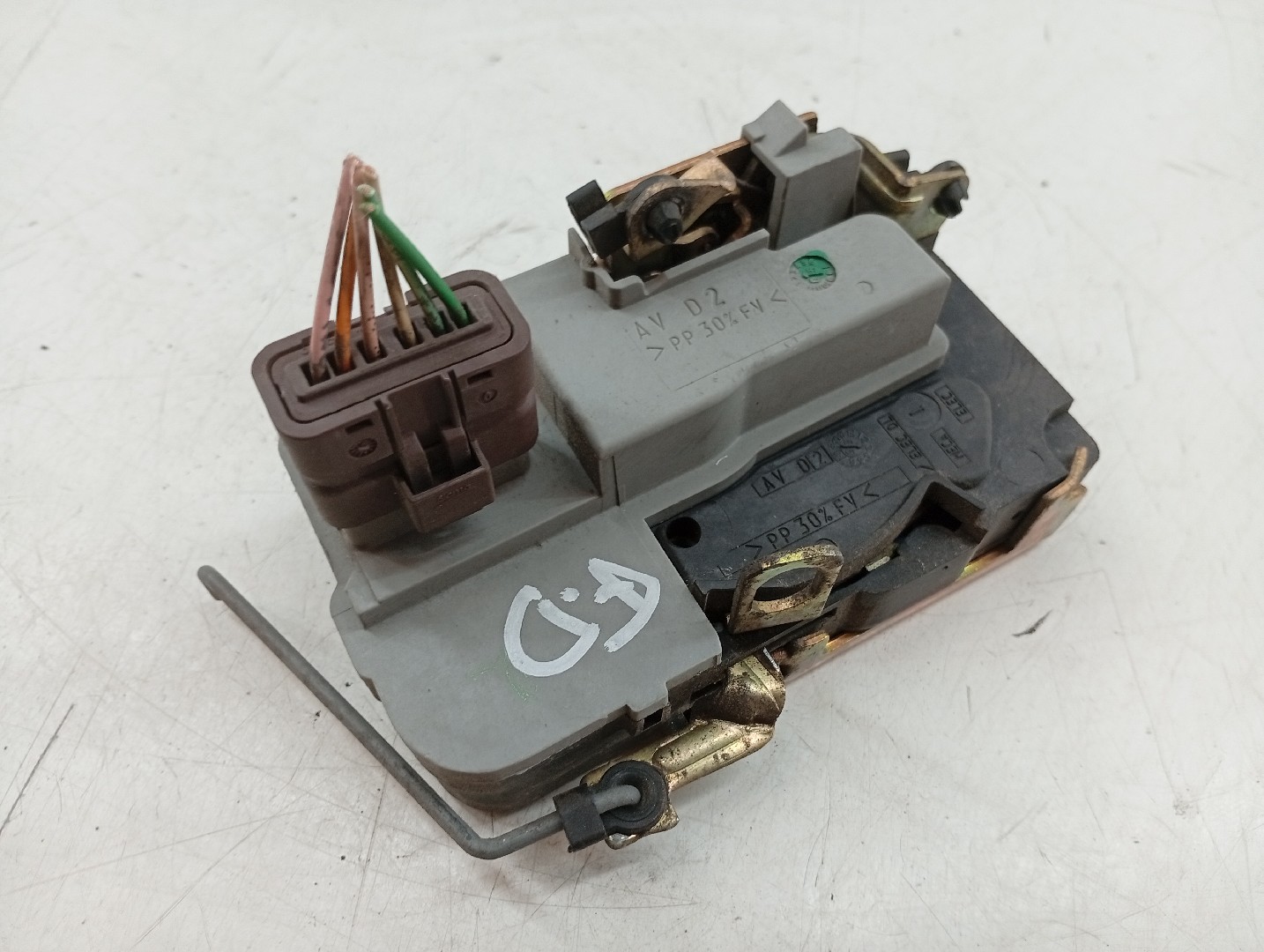 Fecho da Porta Frente Direito CITROEN SAXO Hatchback van (S3_) | 97 - 03 Imagem-3