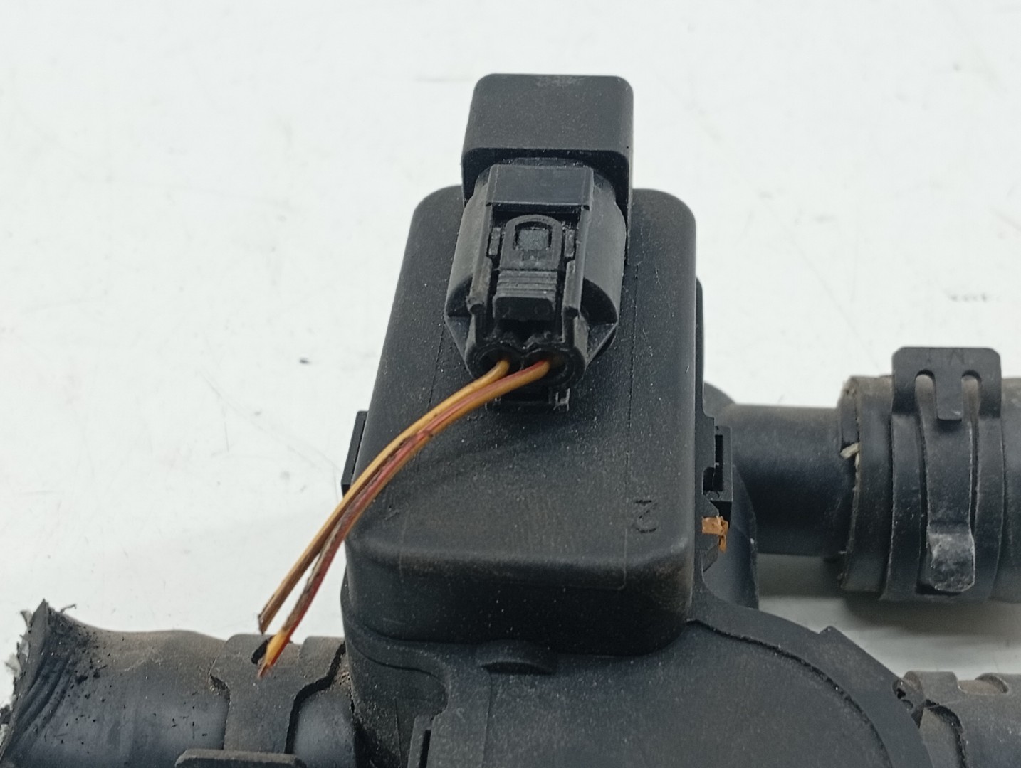 Válvula solenóide MERCEDES-BENZ SL (R230) | 01 - 12 Imagem-3