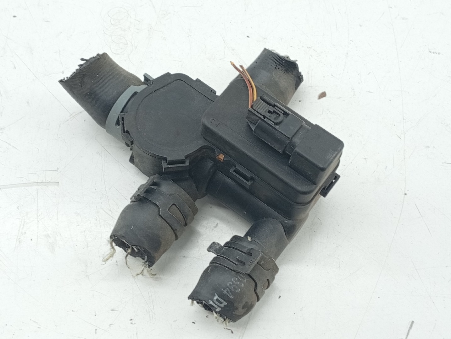 Válvula solenóide MERCEDES-BENZ SL (R230) | 01 - 12 Imagem-2