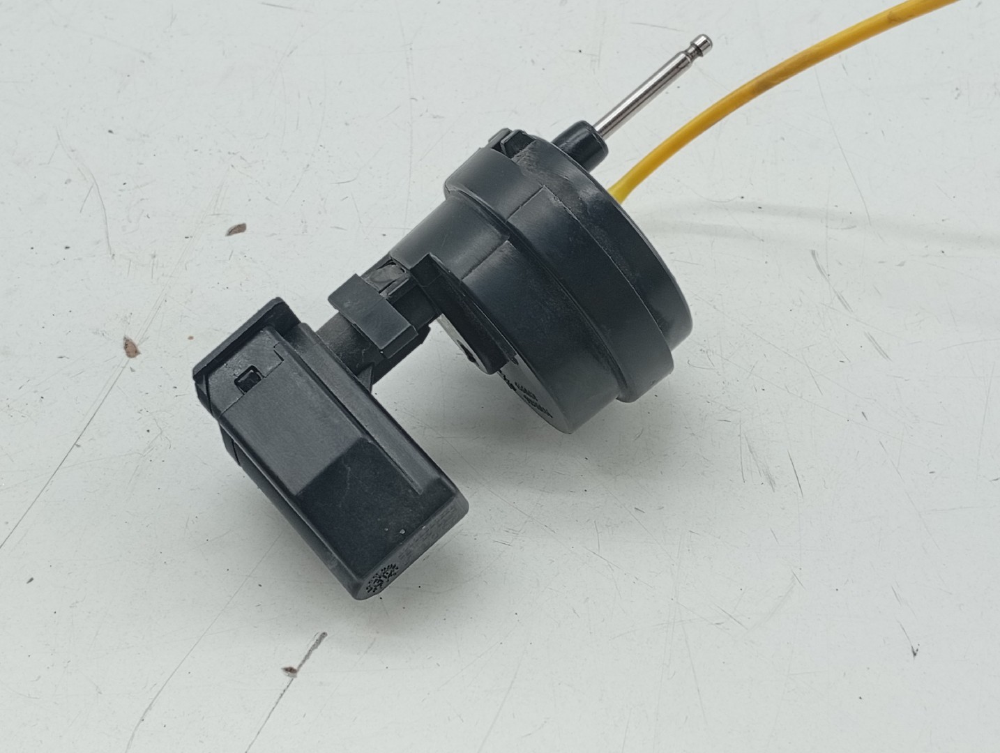 Tampa de depósito MERCEDES-BENZ SL (R230) | 01 - 12 Imagem-6