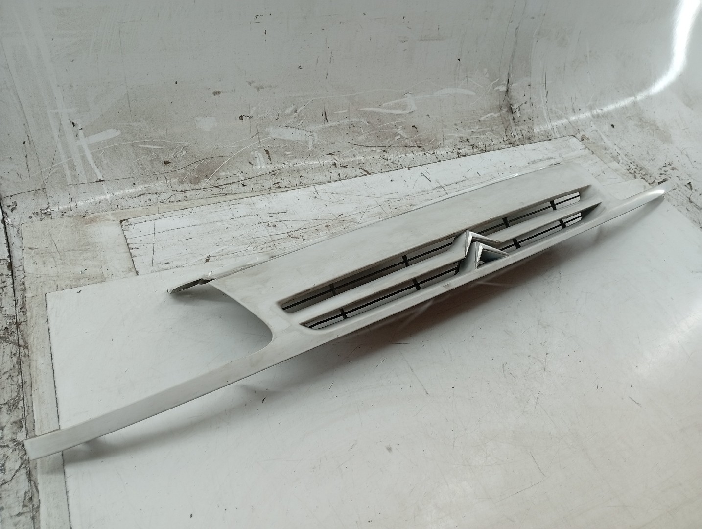 Grelha da Frente CITROEN SAXO Hatchback van (S3_) | 97 - 03 Imagem-1