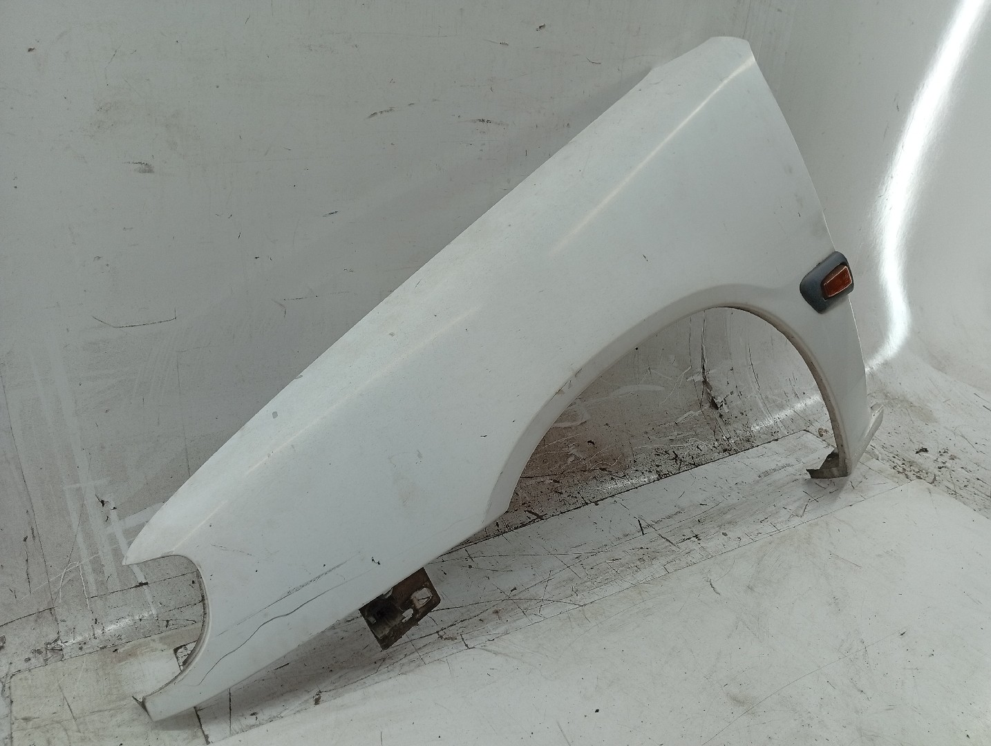 Guarda Lamas Esquerdo CITROEN SAXO Hatchback van (S3_) | 97 - 03 Imagem-2