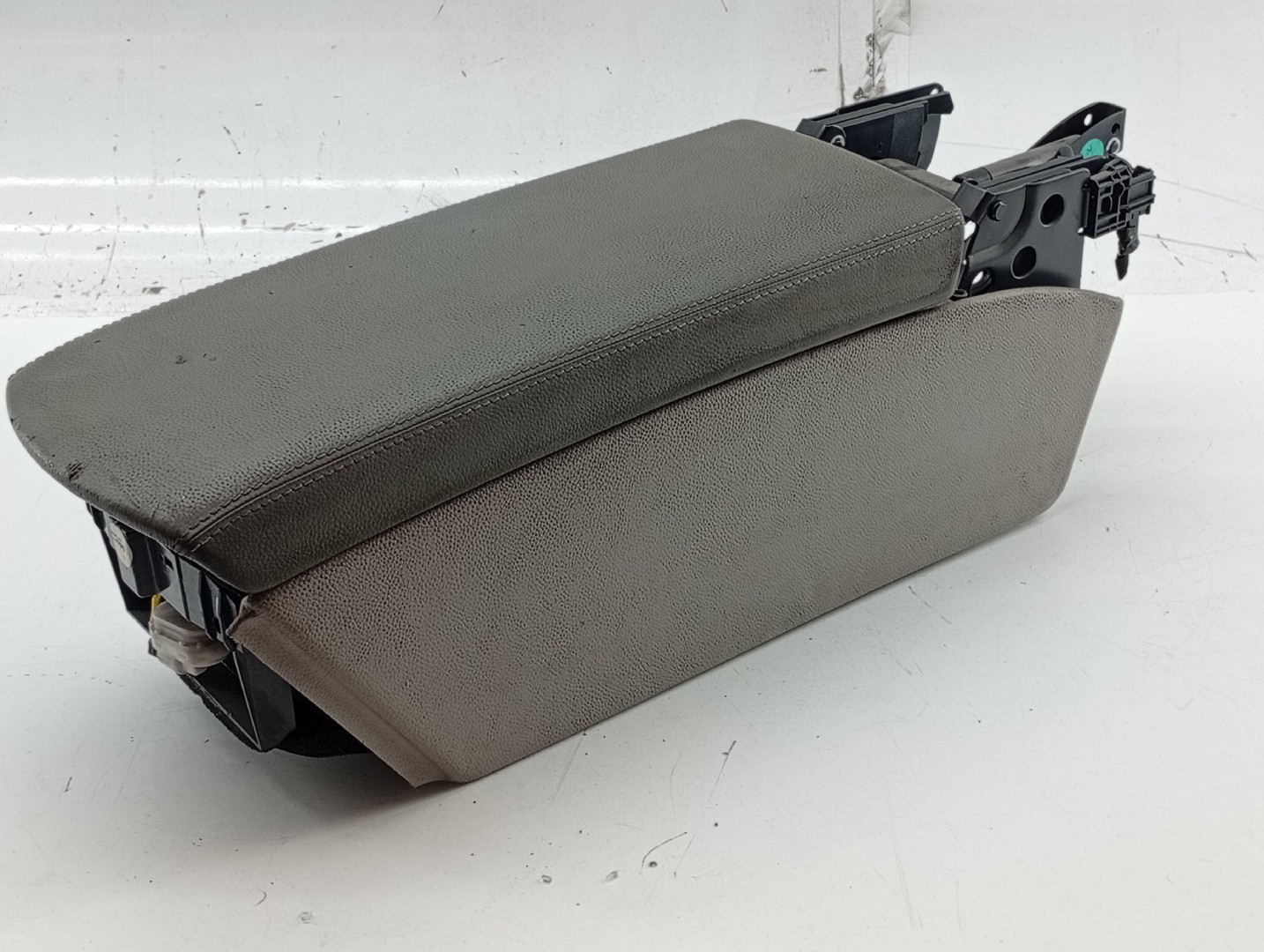 Consola de apoio de braço MERCEDES-BENZ SL (R230) | 01 - 12 Imagem-1