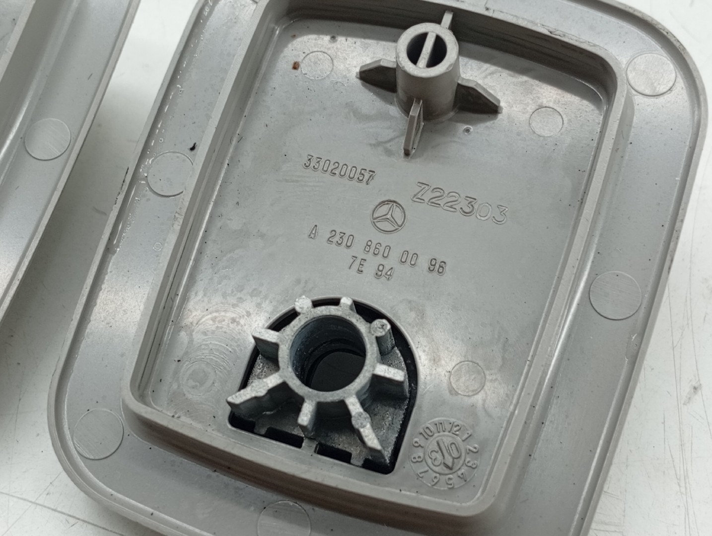 Regulador de altura de cinto MERCEDES-BENZ SL (R230) | 01 - 12 Imagem-2