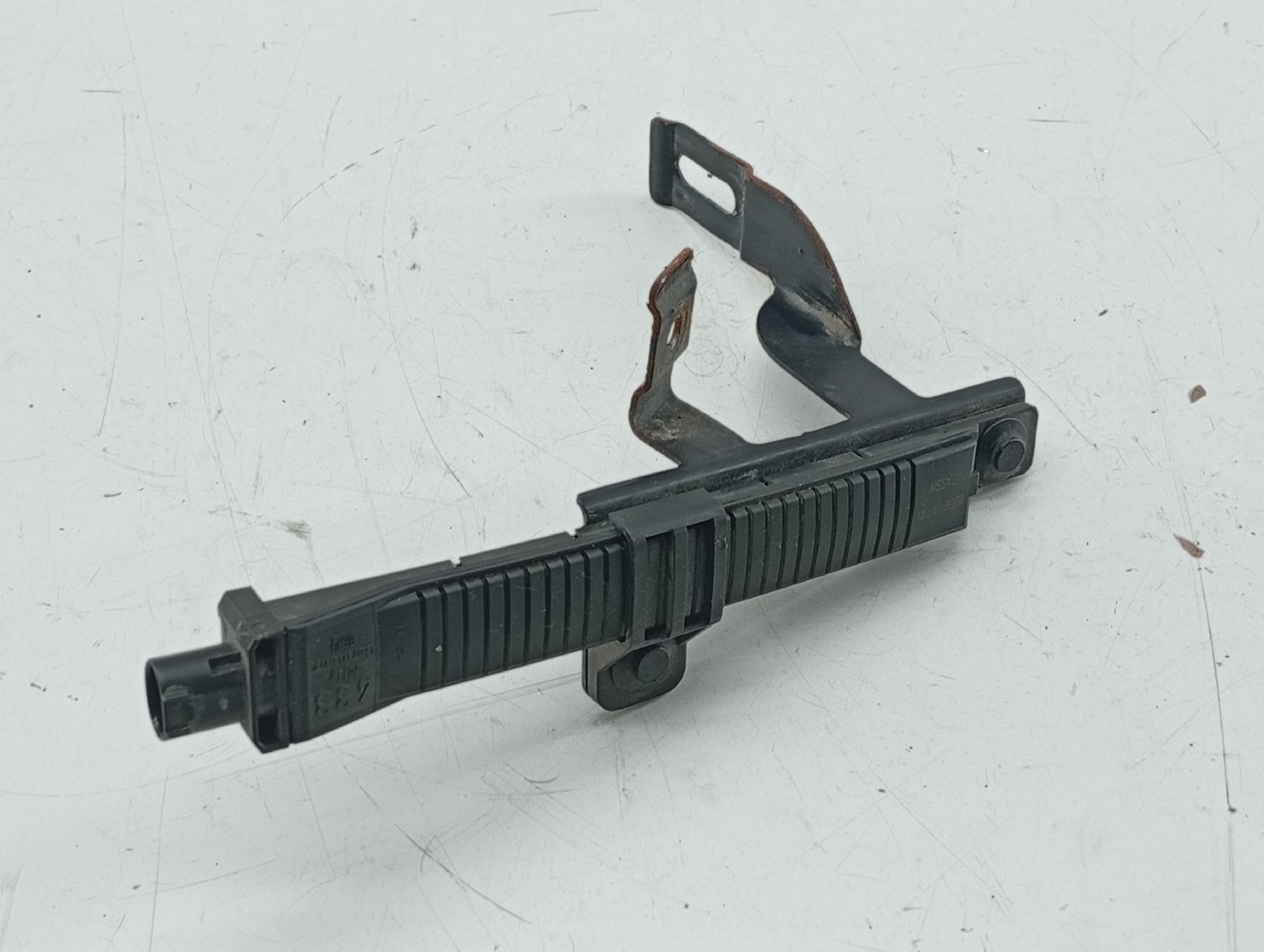 Antena MERCEDES-BENZ SL (R230) | 01 - 12 Imagem-1