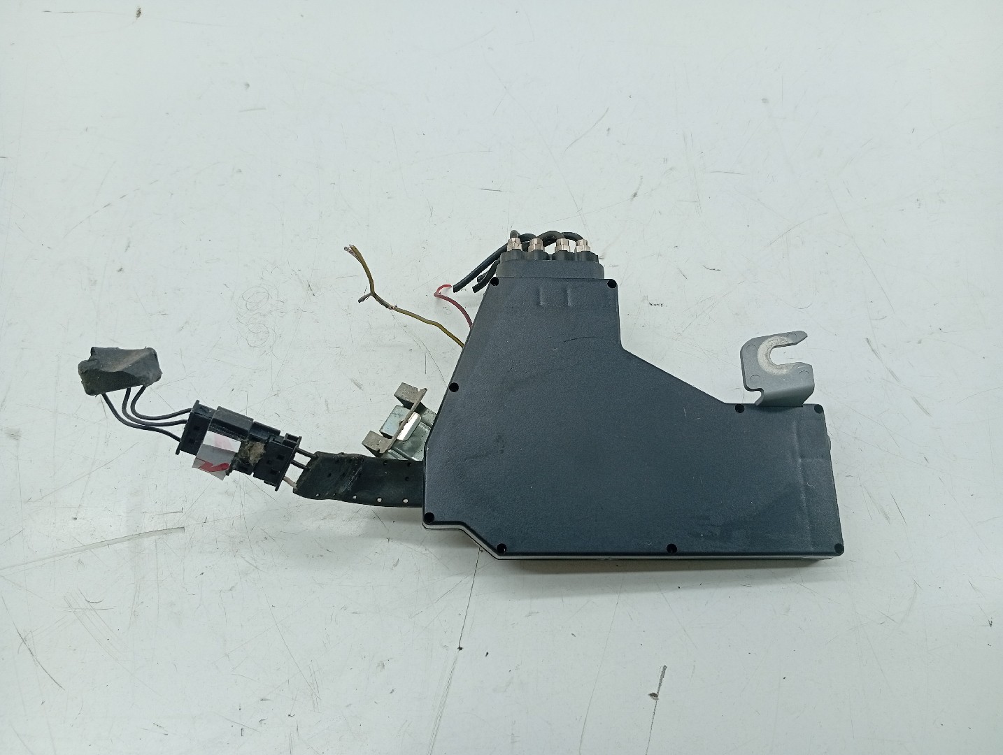 Amplificador de antena MERCEDES-BENZ SL (R230) | 01 - 12 Imagem-1