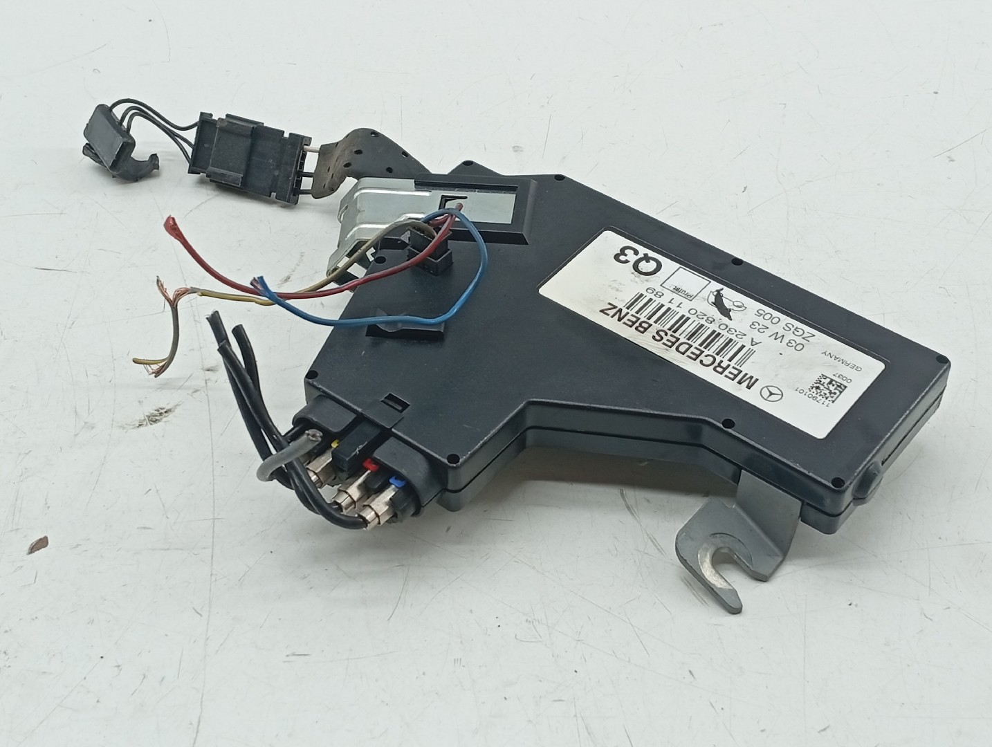 Amplificador de antena MERCEDES-BENZ SL (R230) | 01 - 12 Imagem-5