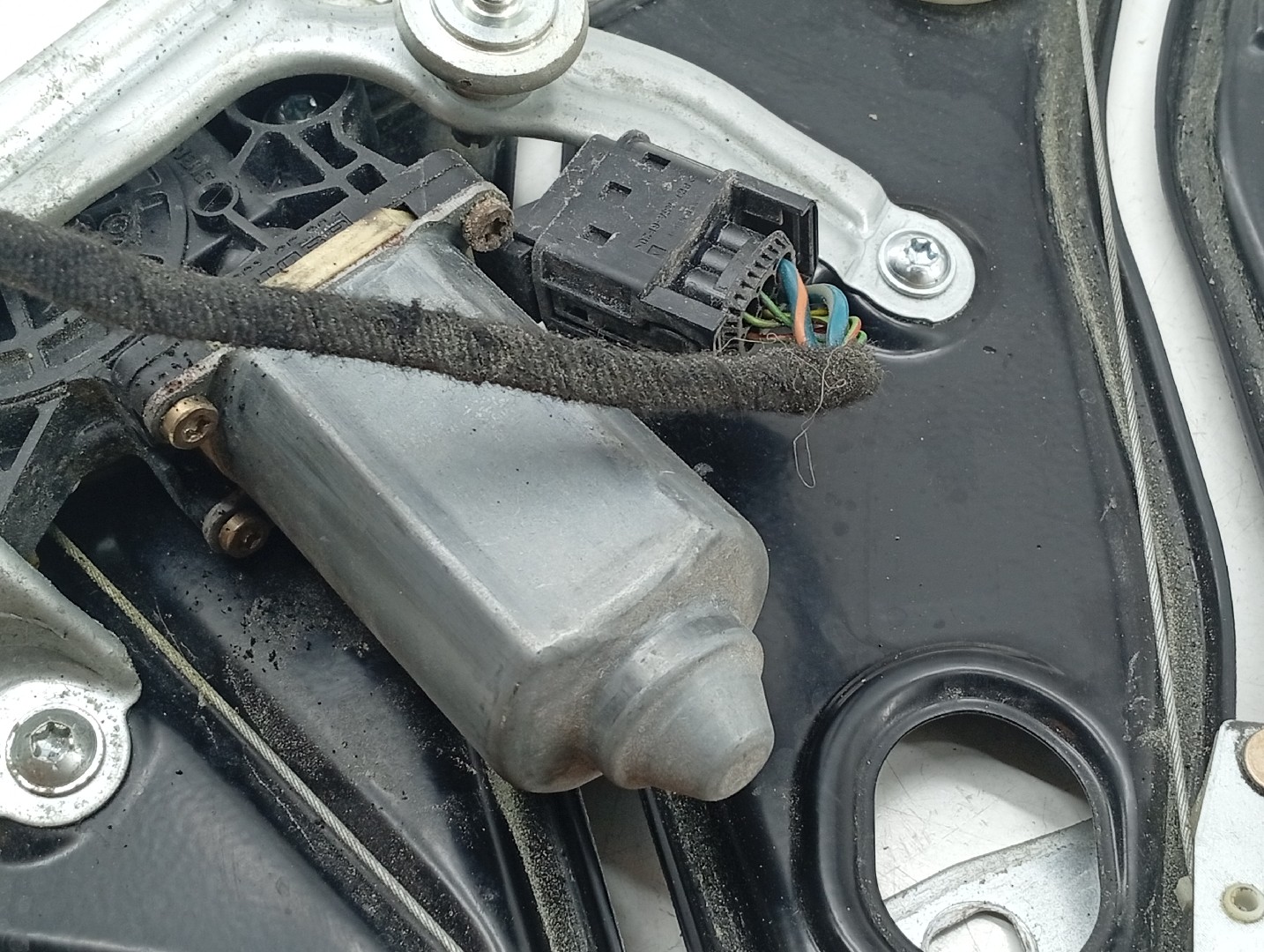 Motor e elevador de vidro trás esquerdo MERCEDES-BENZ SL (R230) | 01 - 12 Imagem-1