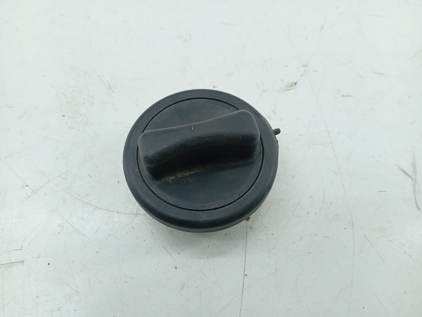 Tampa interior do depósito de combustível MERCEDES-BENZ SL (R230) | 01 - 12