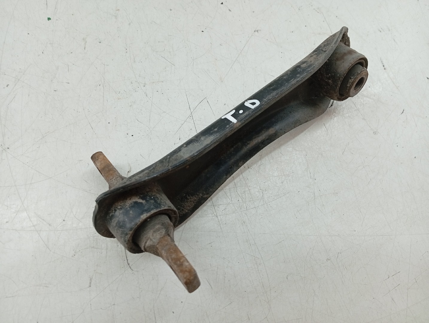 Braço de Suspensão traseiro direito HONDA CIVIC VI Fastback (MA, MB) | 94 - 01 Imagem-4