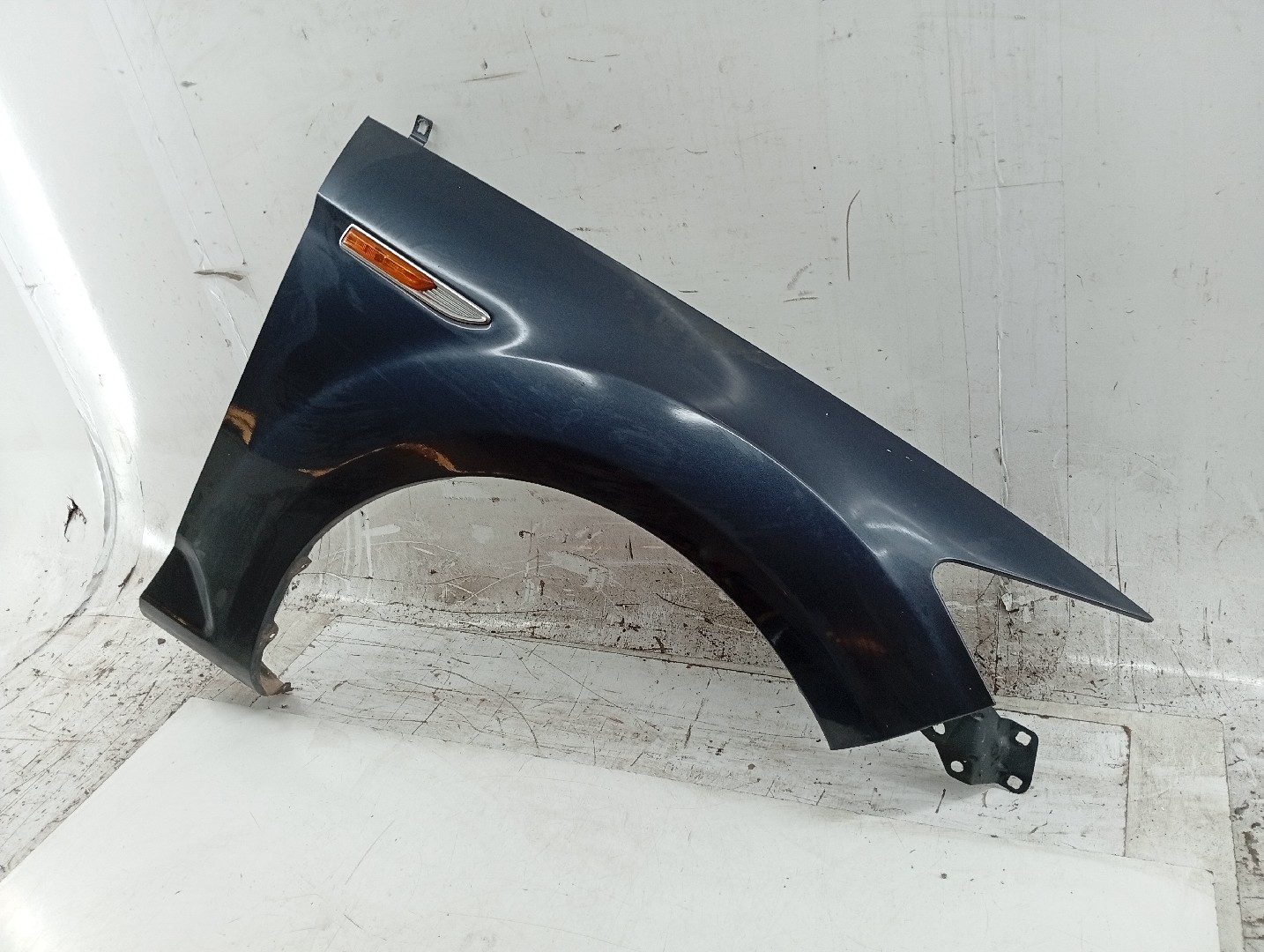 Guarda Lamas Direito FORD MONDEO IV Turnier (BA7) | 07 - 15 Imagem-1