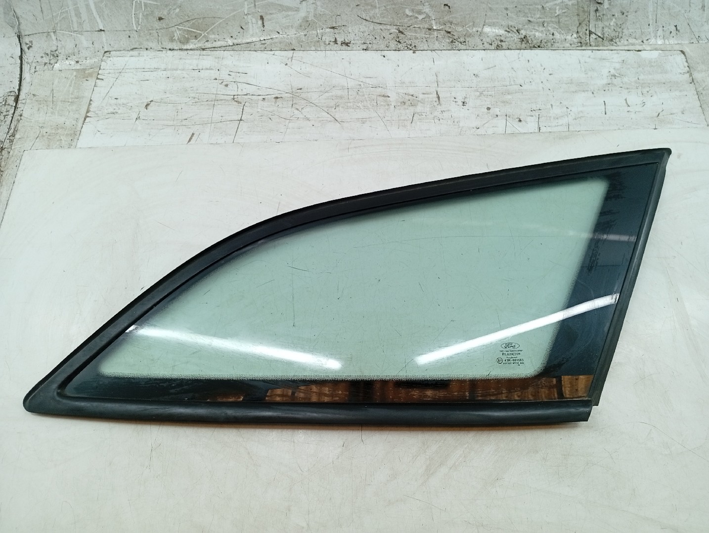 Vidro Painel Tras Direito FORD MONDEO IV Turnier (BA7) | 07 - 15
