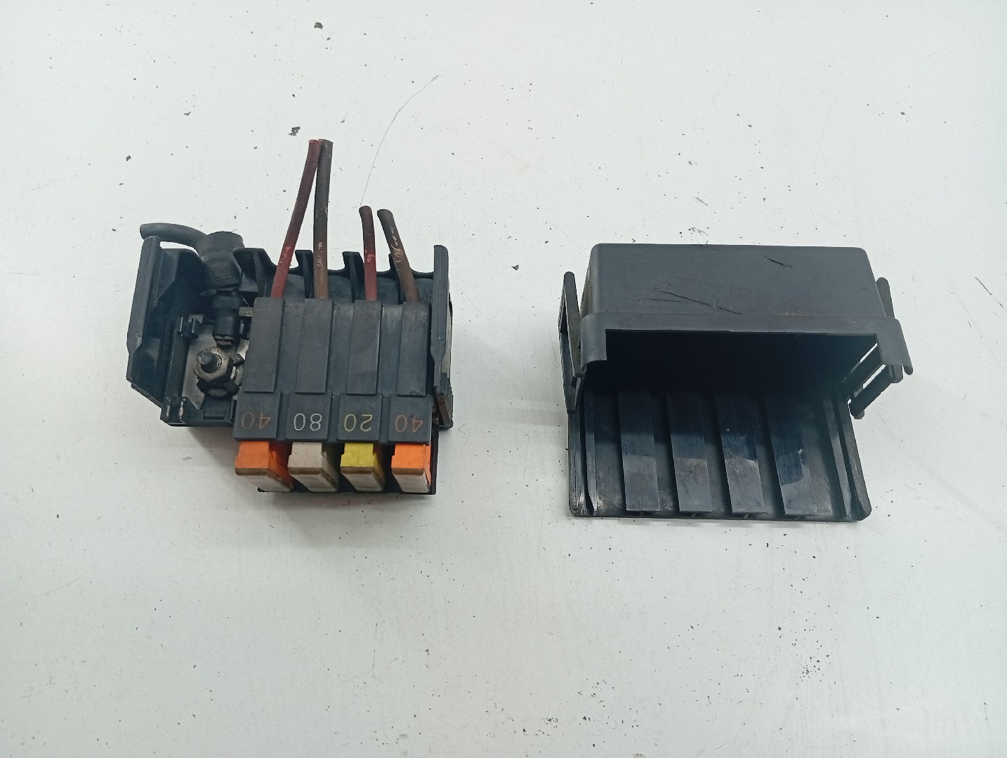 Caixa de Fusíveis CITROEN SAXO Hatchback van (S3_) | 97 - 03