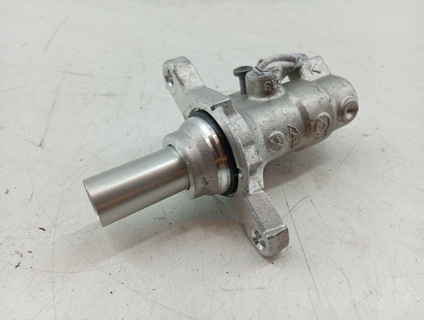 Bomba dos Travões RENAULT CLIO V (BF_) | 19 -  Imagem-1