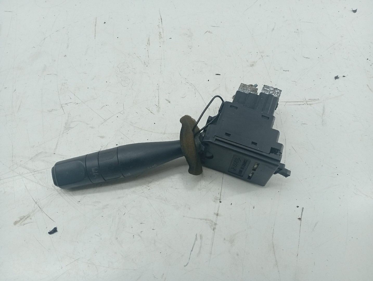 Comutador de piscas e luzes CITROEN SAXO Hatchback van (S3_) | 97 - 03 Imagem-1