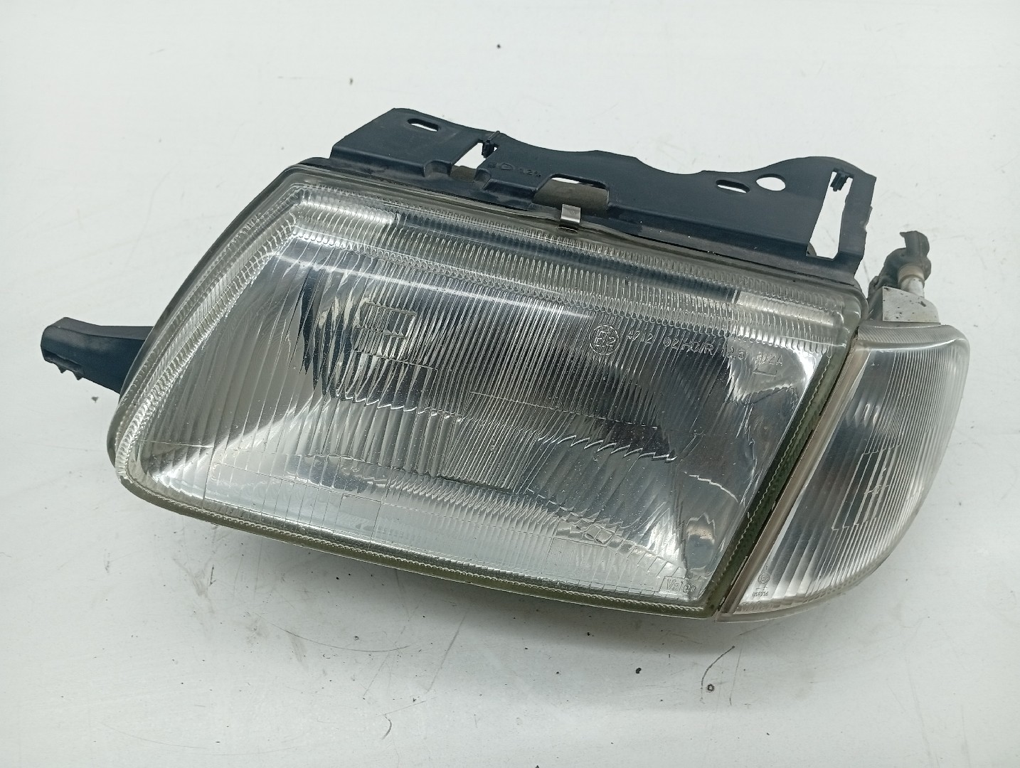 Ótica Esquerda CITROEN SAXO Hatchback van (S3_) | 97 - 03