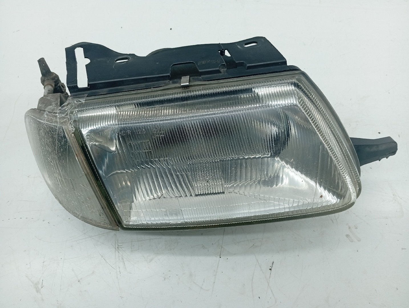 Ótica Direita CITROEN SAXO Hatchback van (S3_) | 97 - 03