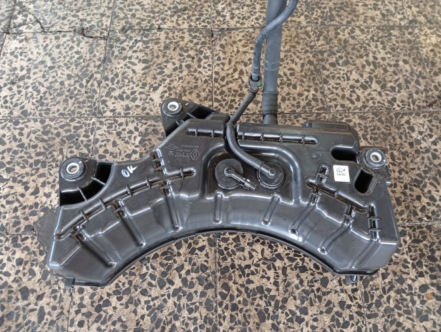 Depósito ad blue RENAULT CLIO V (BF_) | 19 - 