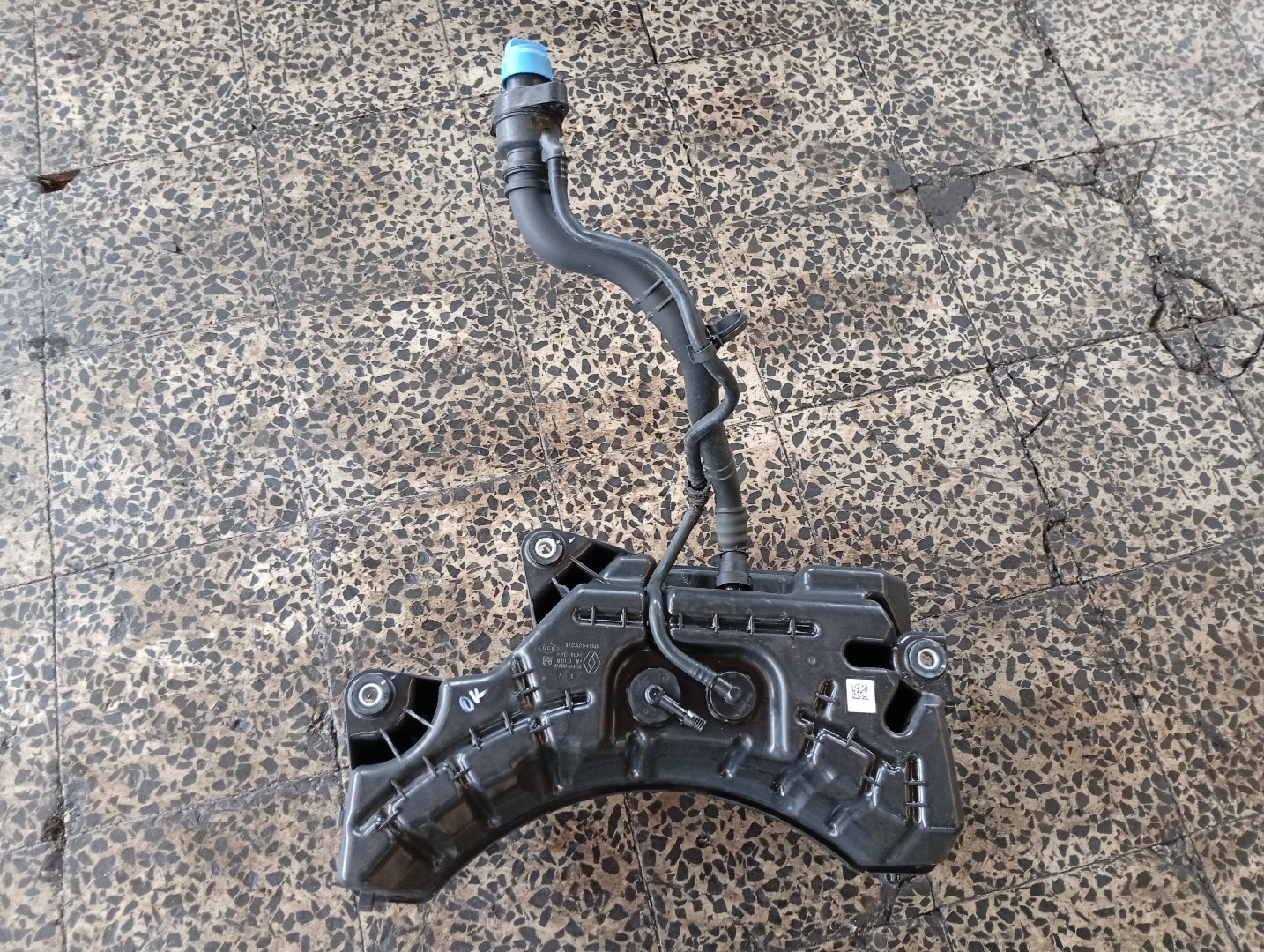 Depósito ad blue RENAULT CLIO V (BF_) | 19 -  Imagem-4