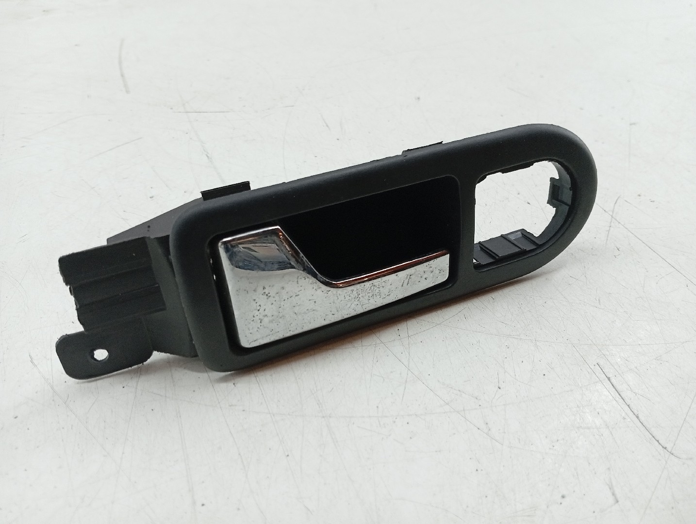 Puxador interior de porta frente esquerda VOLKSWAGEN GOLF IV (1J1) | 97 - 07