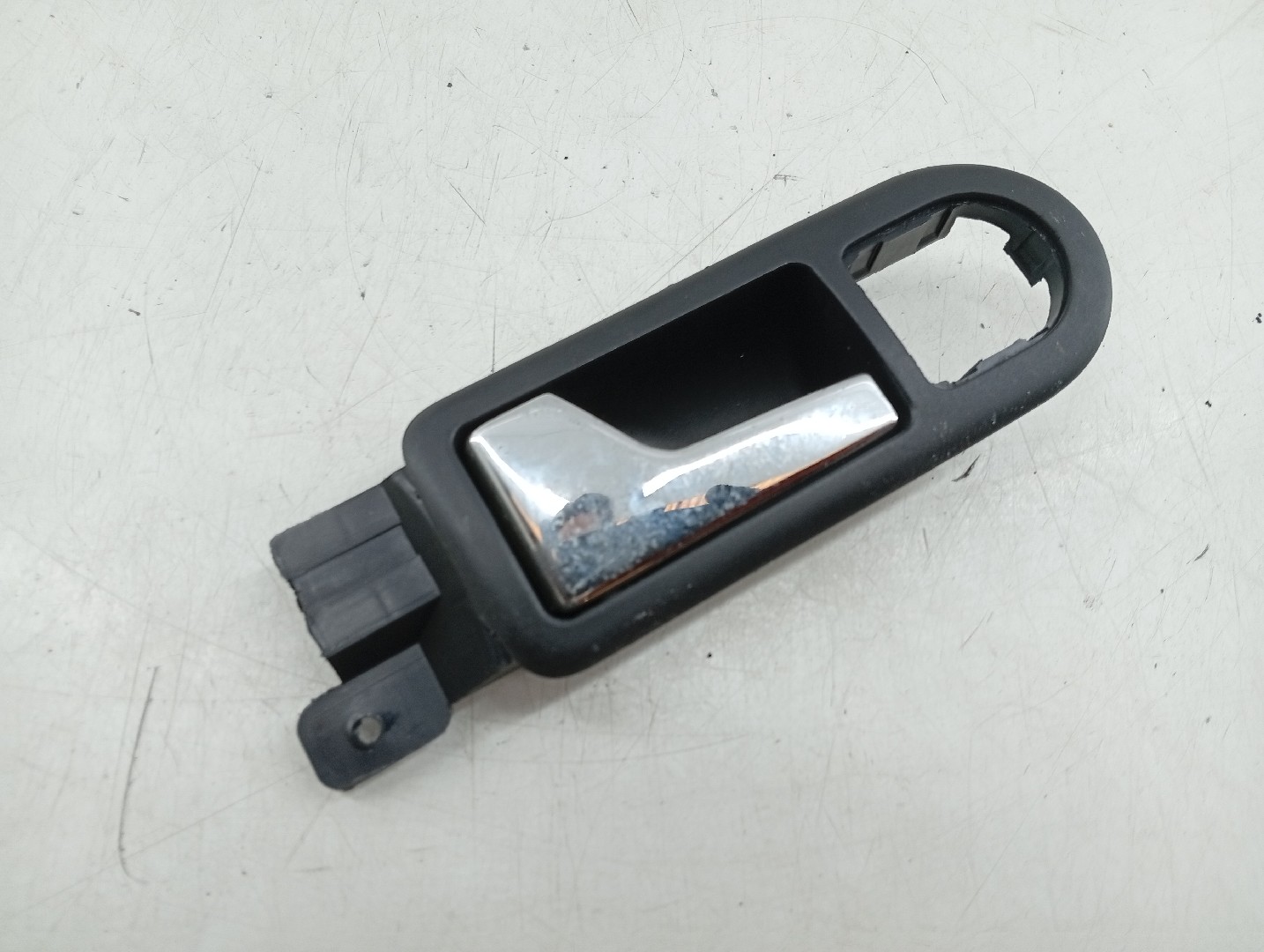 Puxador interior de porta frente esquerda VOLKSWAGEN GOLF IV (1J1) | 97 - 07 Imagem-4