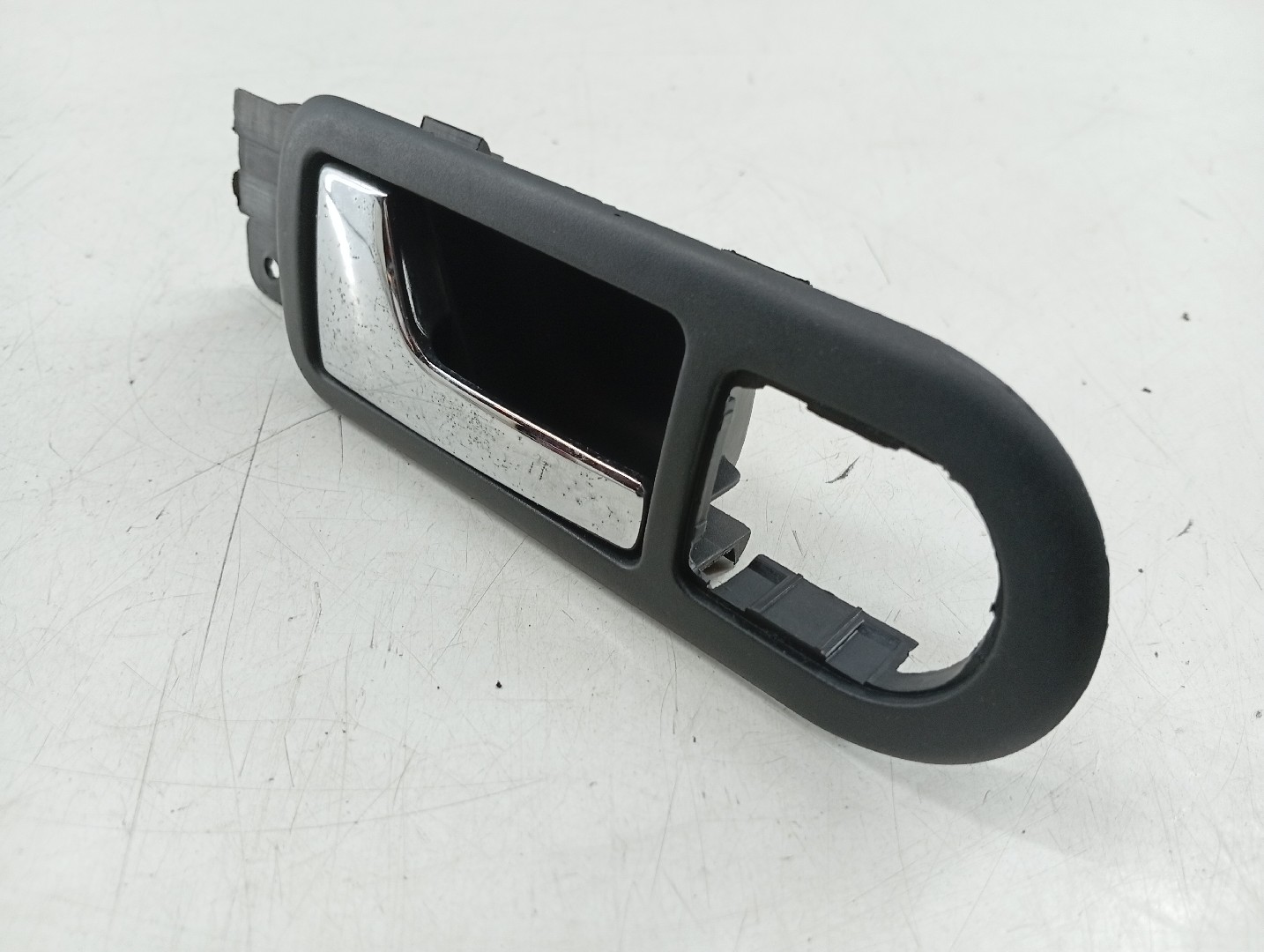 Puxador interior de porta frente esquerda VOLKSWAGEN GOLF IV (1J1) | 97 - 07 Imagem-1