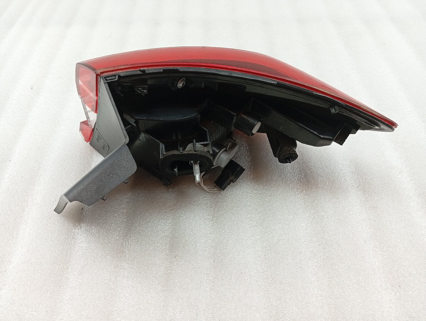 Farolim Stop Esquerdo RENAULT CLIO V (BF_) | 19 -  Imagem-2