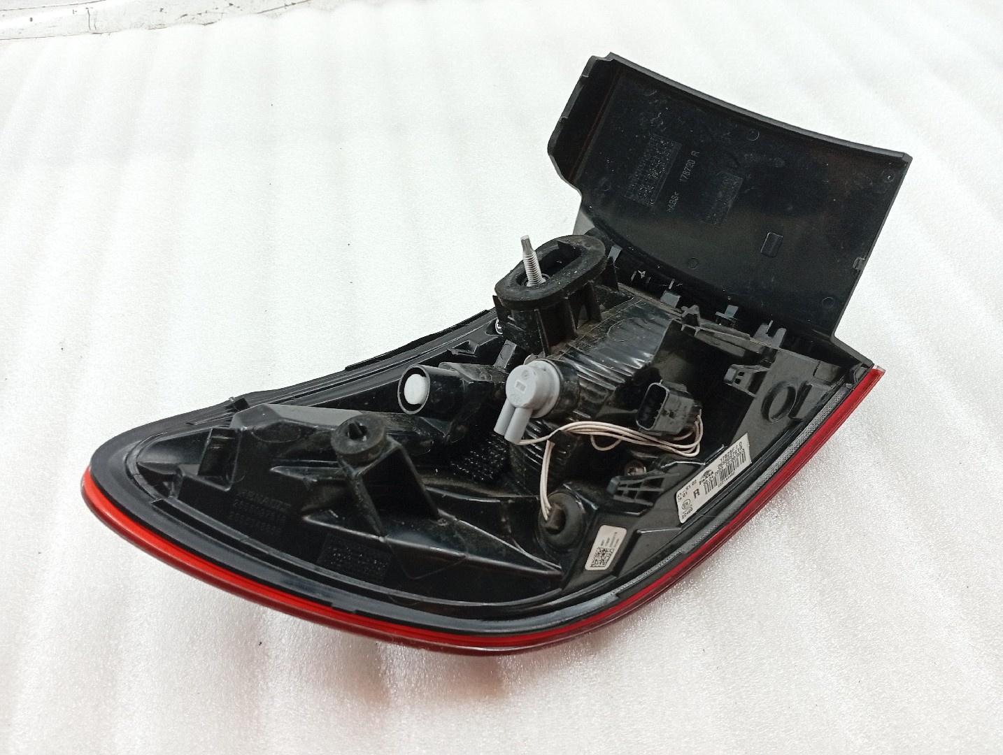 Farolim Stop Direito RENAULT CLIO V (BF_) | 19 -  Imagem-2