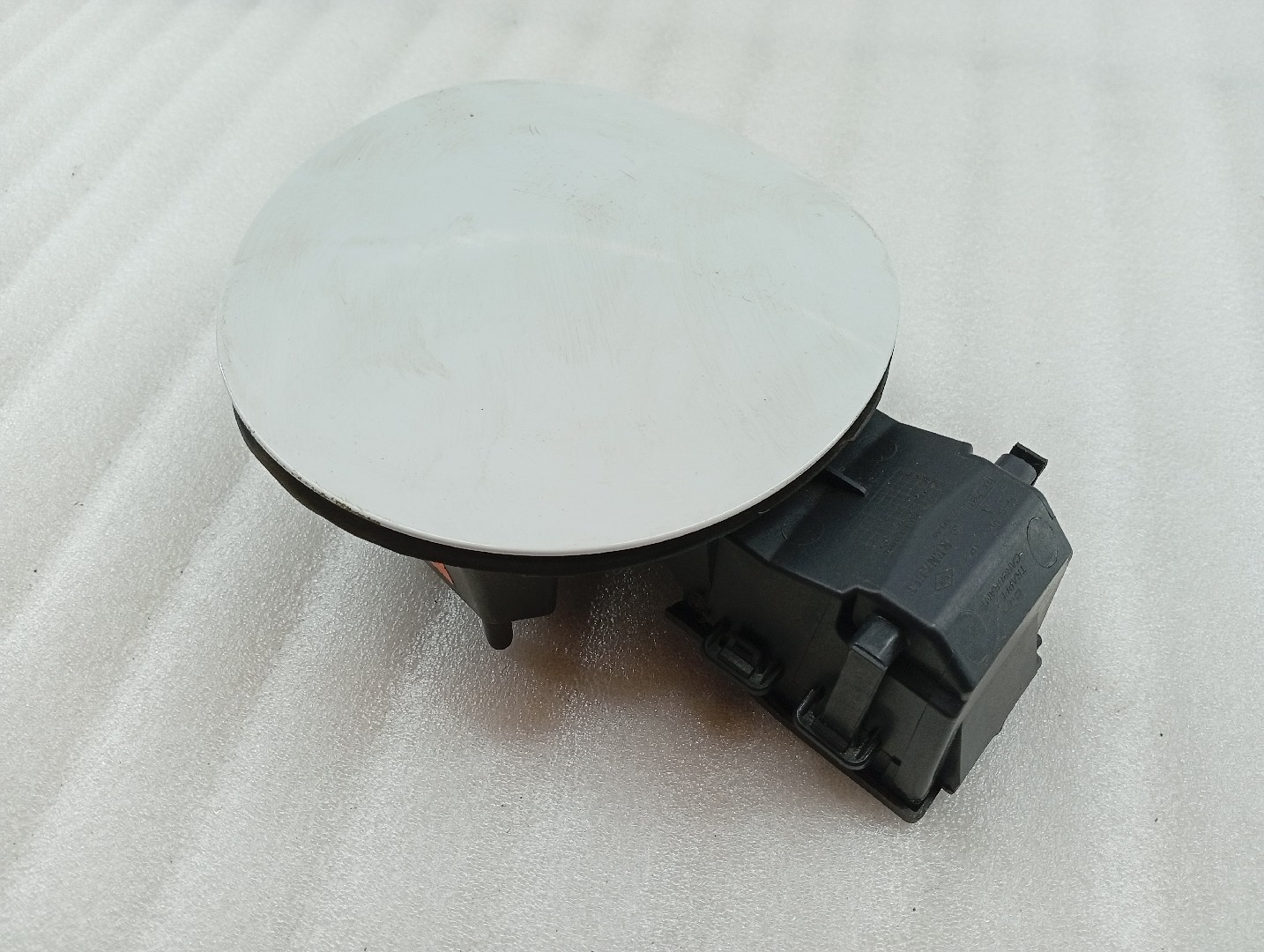 Tampa do deposito de combustível com tampão RENAULT CLIO V (BF_) | 19 -  Imagem-2