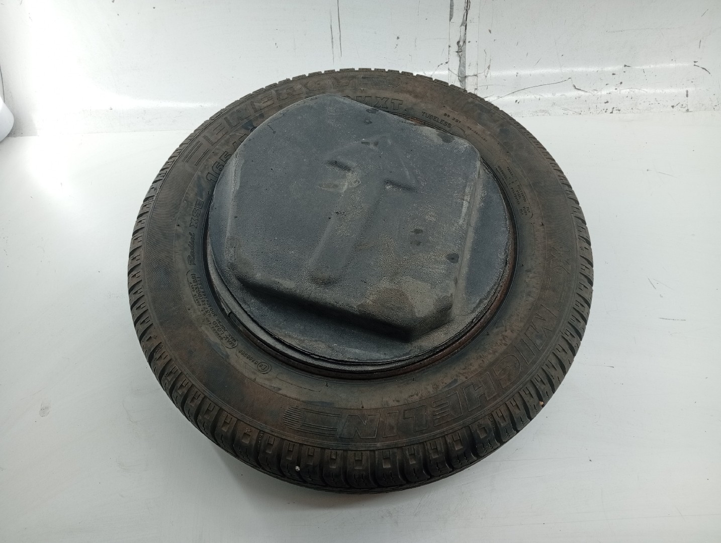 Pneu Suplente CITROEN SAXO Hatchback van (S3_) | 97 - 03