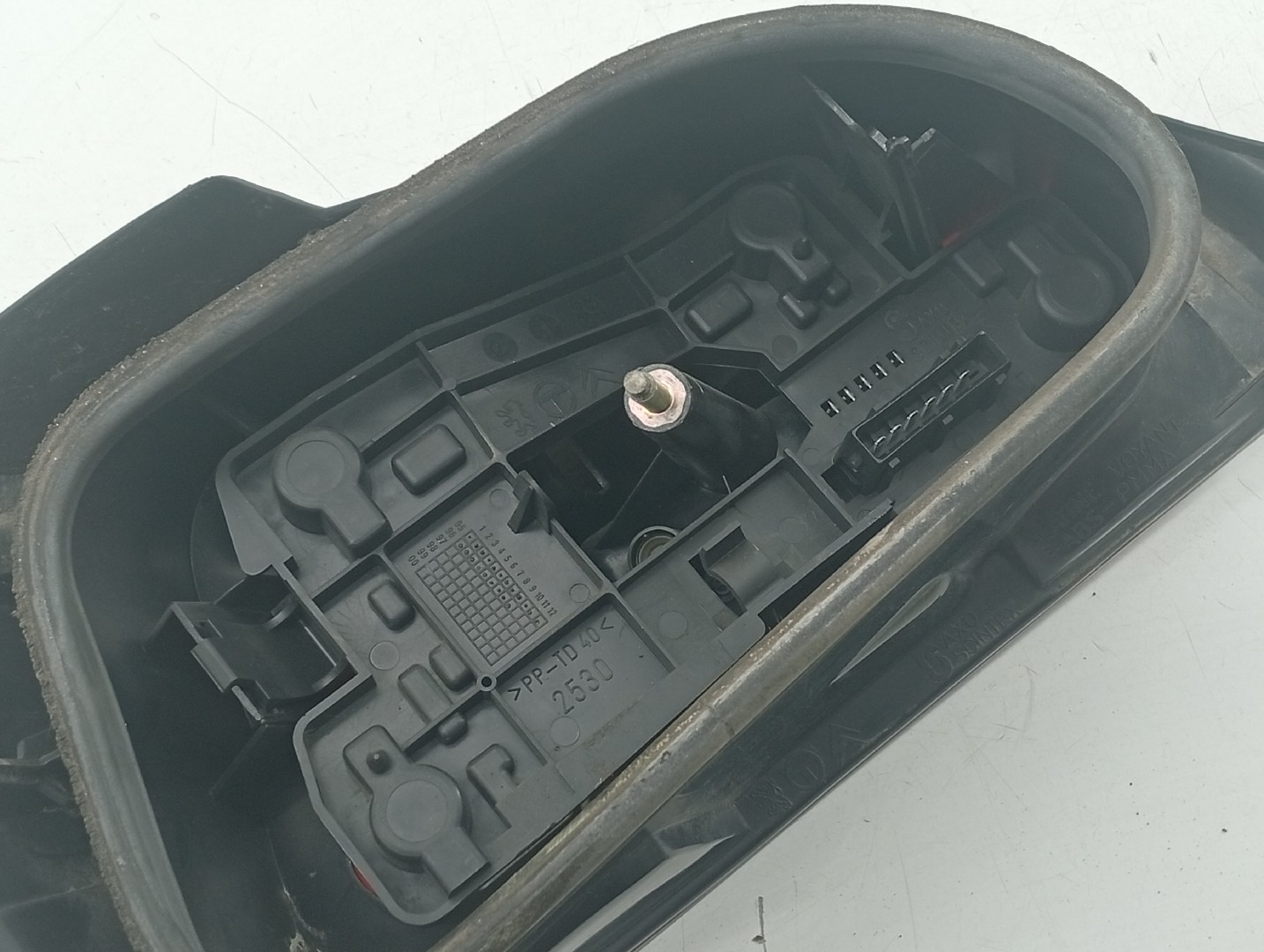 Farolim Stop Direito CITROEN SAXO Hatchback van (S3_) | 97 - 03 Imagem-2