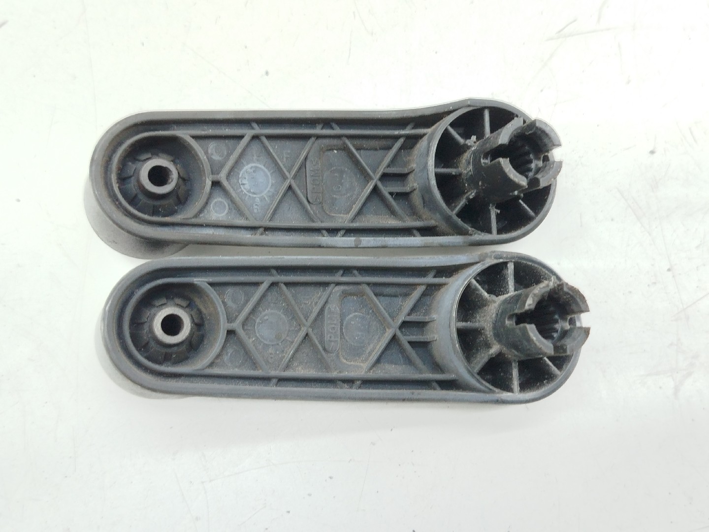 Manivela de vidro CITROEN SAXO Hatchback van (S3_) | 97 - 03 Imagem-2