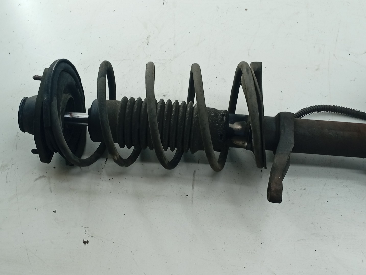 Amortecedor frente direito CITROEN SAXO Hatchback van (S3_) | 97 - 03 Imagem-4