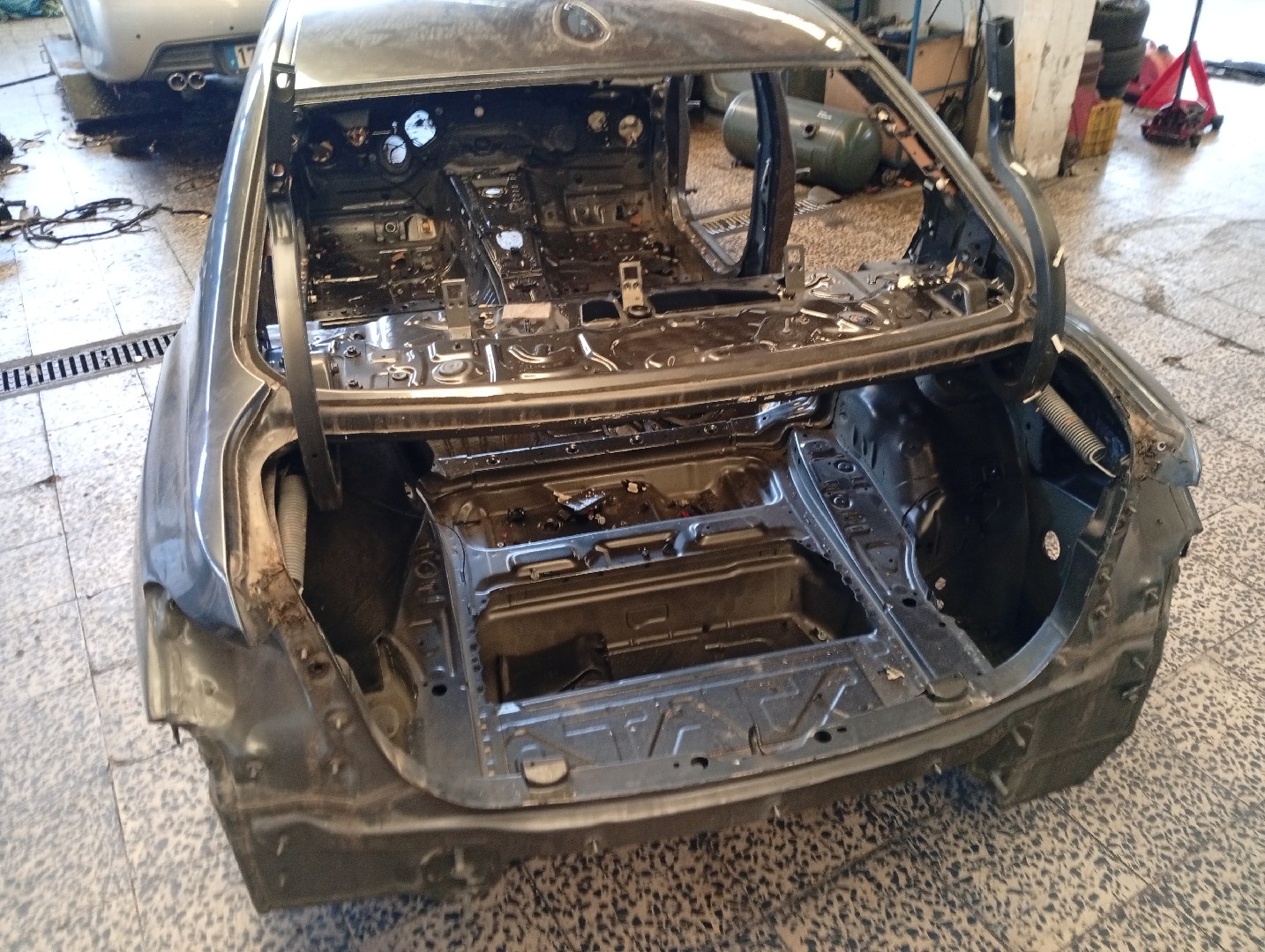 Carroçaria BMW 3 (F30, F80) | 11 - 18 Imagem-4