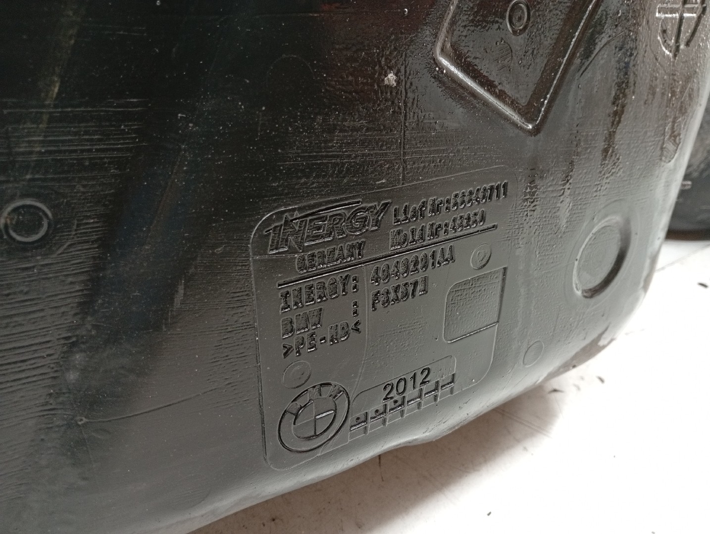 Depósito de Combustível BMW 3 (F30, F80) | 11 - 18 Imagem-1