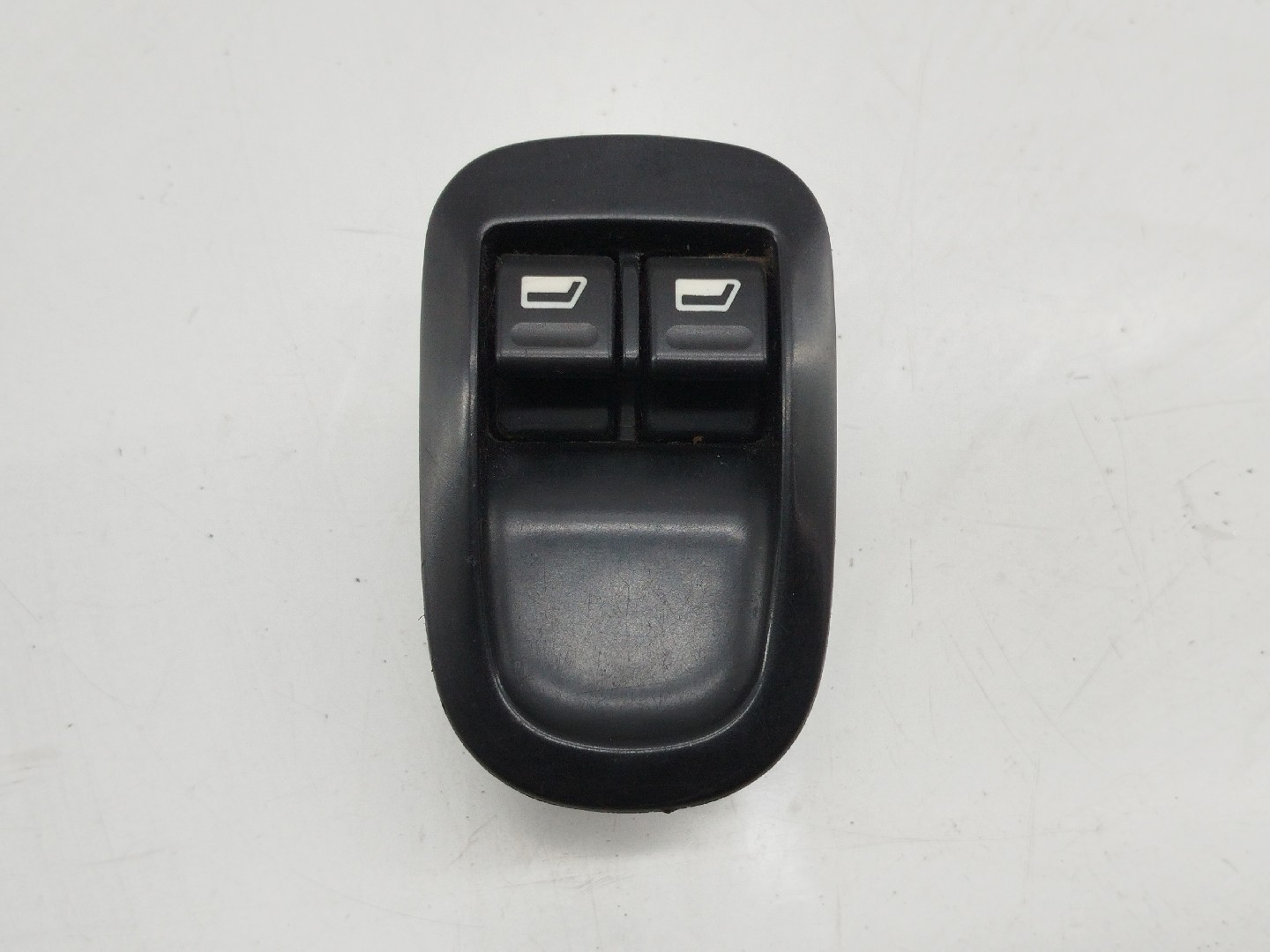 Comutador de vidro frente esquerdo PEUGEOT 206 Van | 99 - 09 Imagem-4