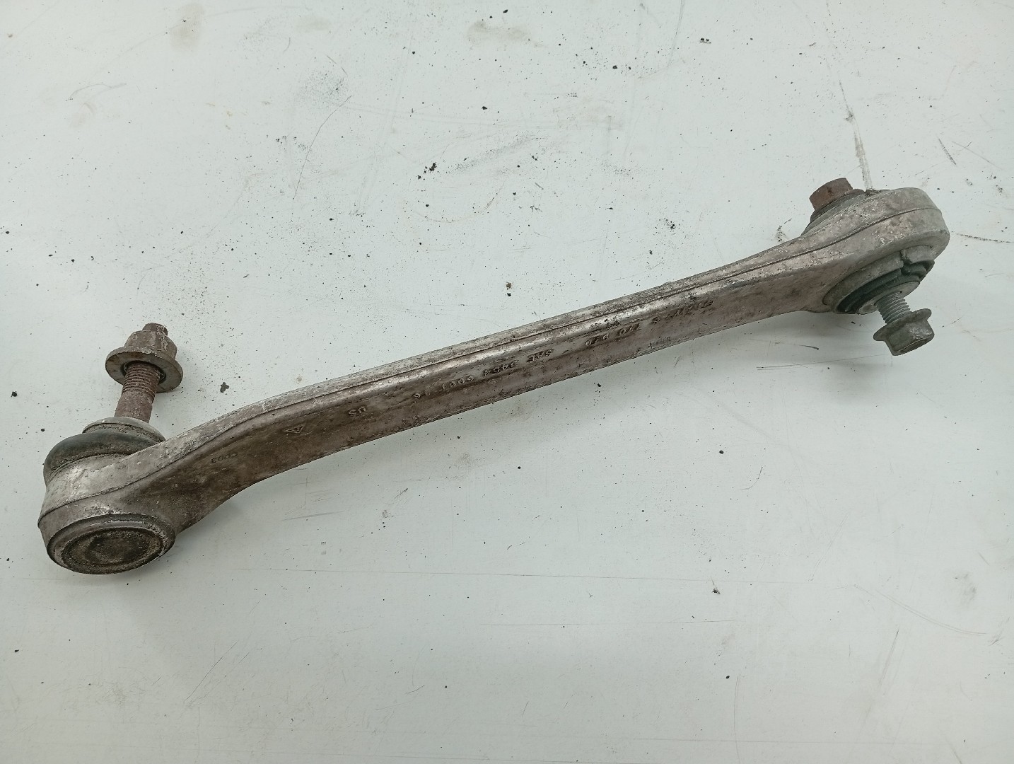 Braço de Suspensão traseiro direito BMW X6 (E71, E72) | 07 - 14 Imagem-1