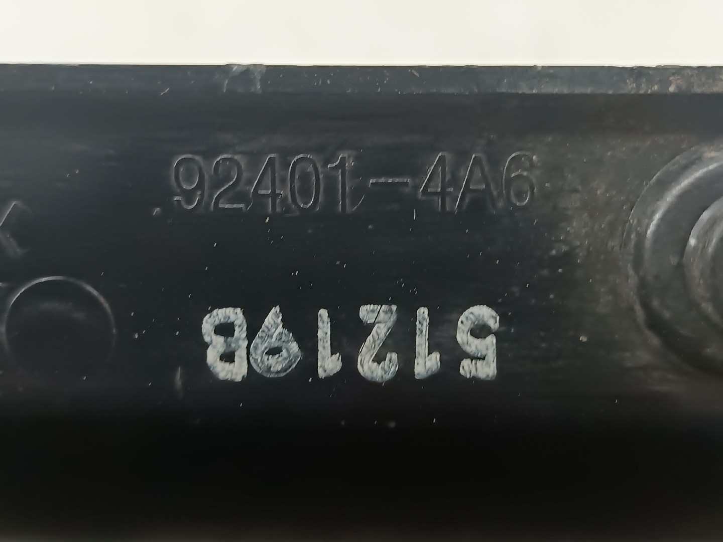 Farolim Stop Esquerdo HYUNDAI H-1 / STAREX Veículo multiuso (A1) | 97 -  Imagem-1