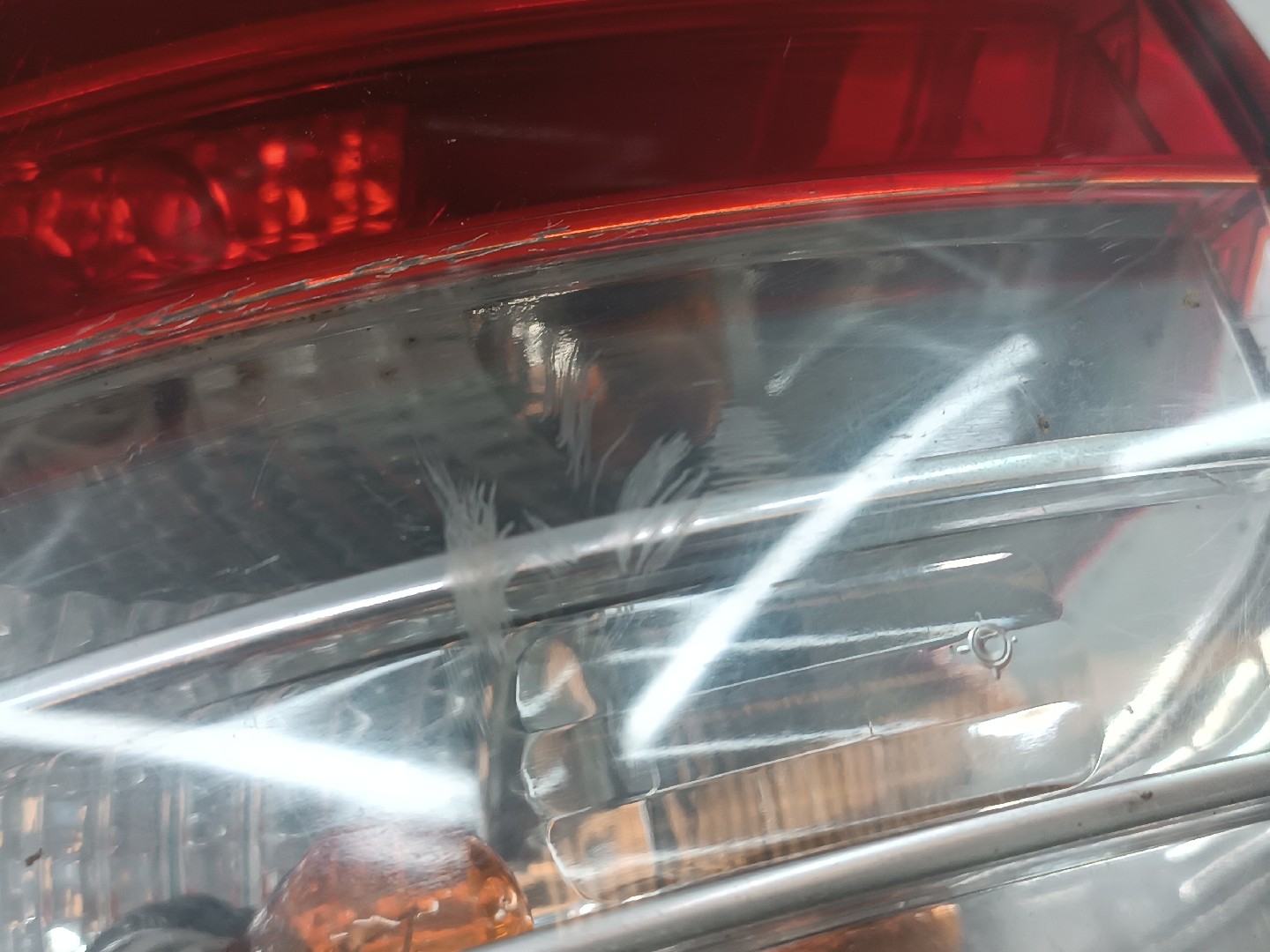 Farolim Stop Direito HYUNDAI H-1 / STAREX Veículo multiuso (A1) | 97 -  Imagem-3