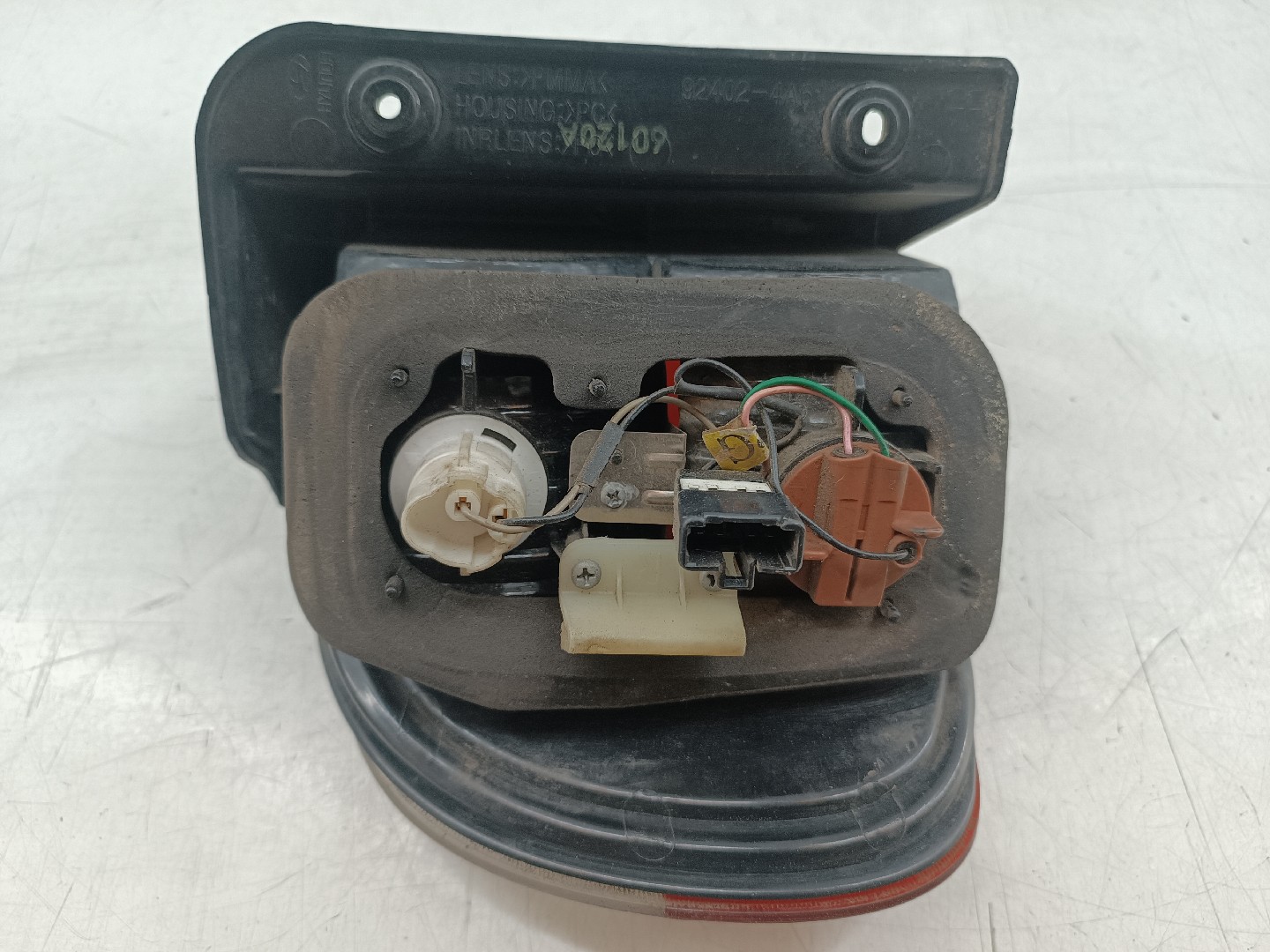 Farolim Stop Direito HYUNDAI H-1 / STAREX Veículo multiuso (A1) | 97 -  Imagem-2